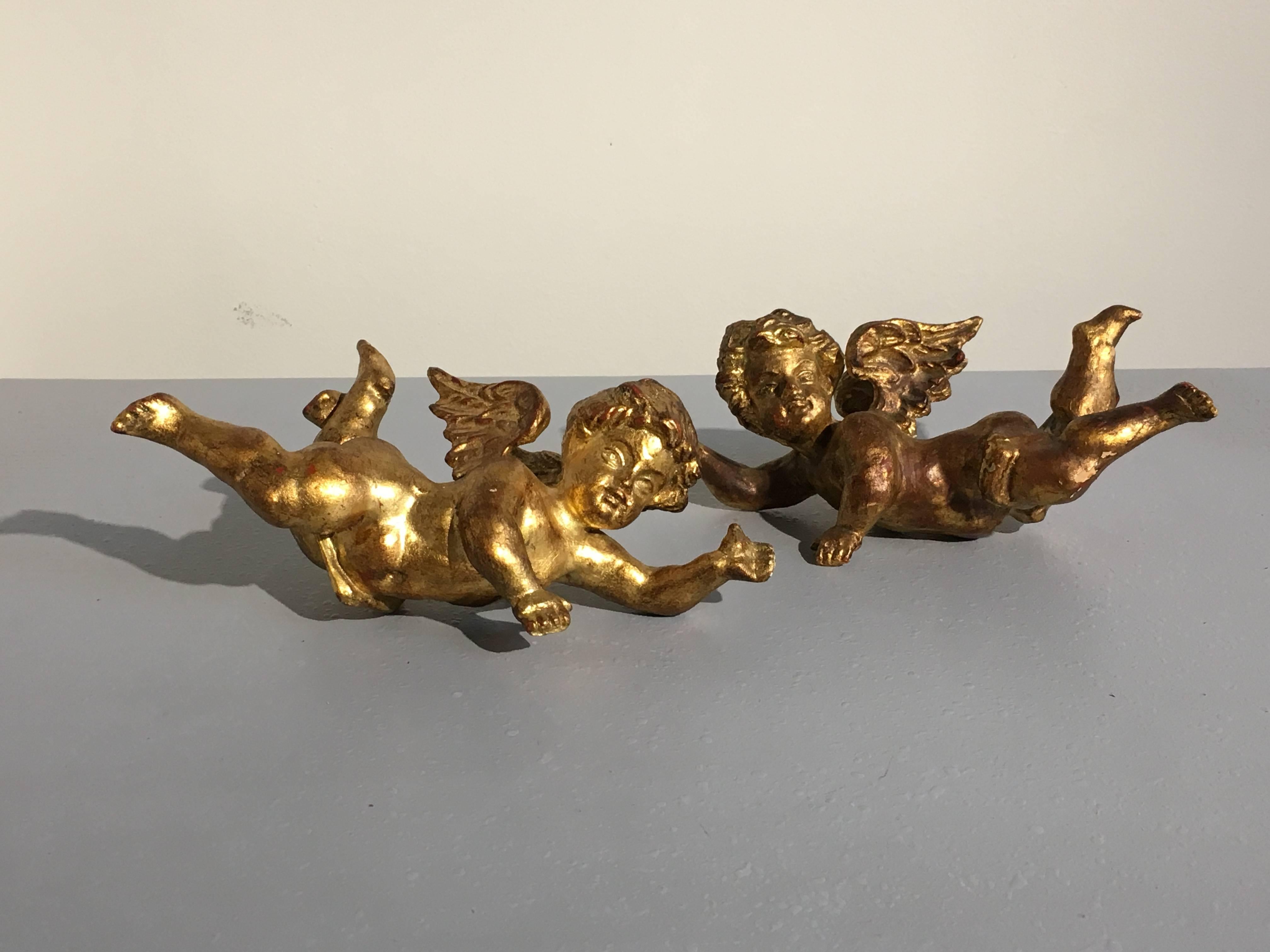 Rococo Revival Pair of Italian Giltwood Cherubs, Late 19th Century