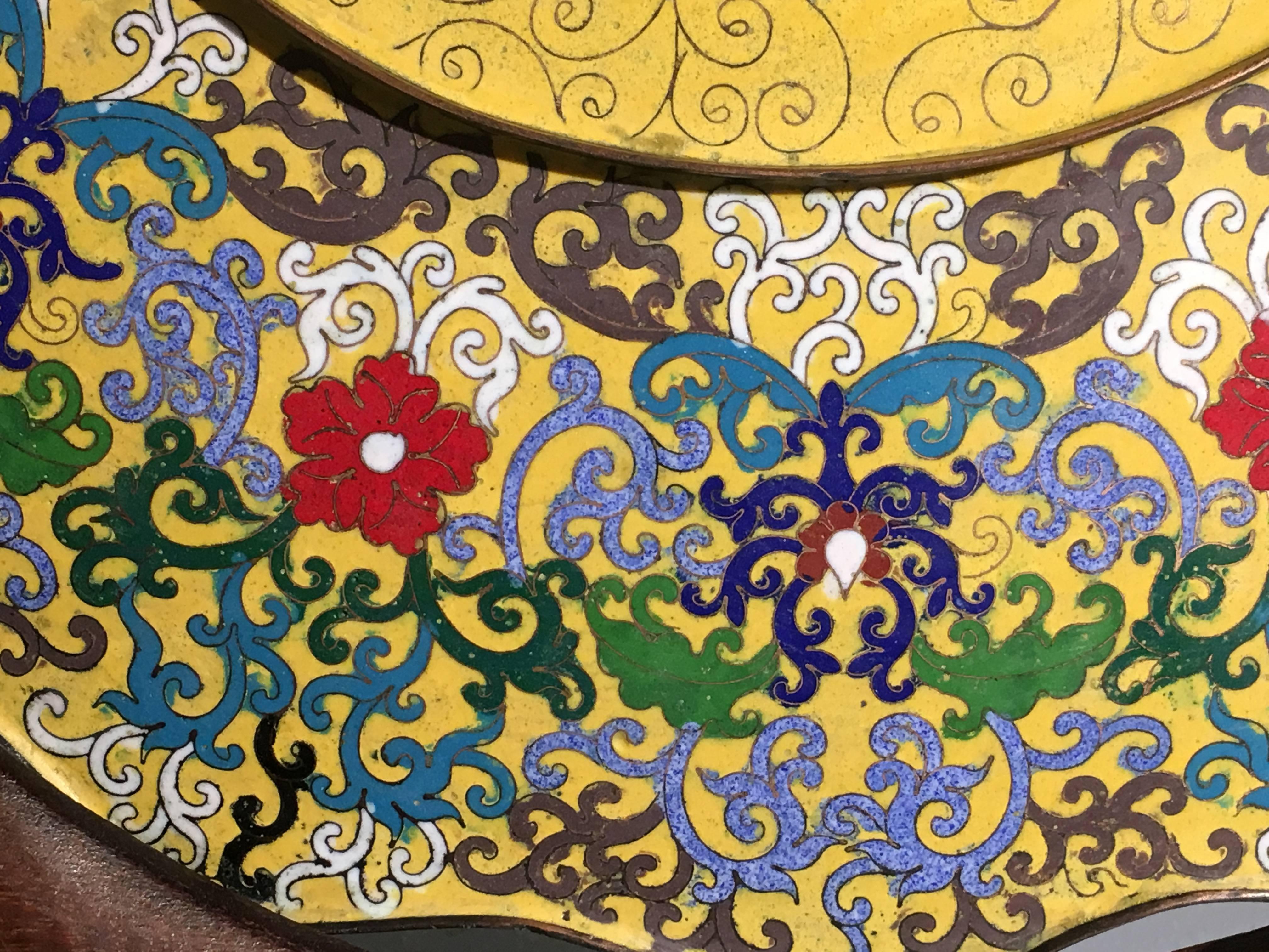 Large Chinese Yellow Cloisonné Charger, Republic Period, circa 1930s 1