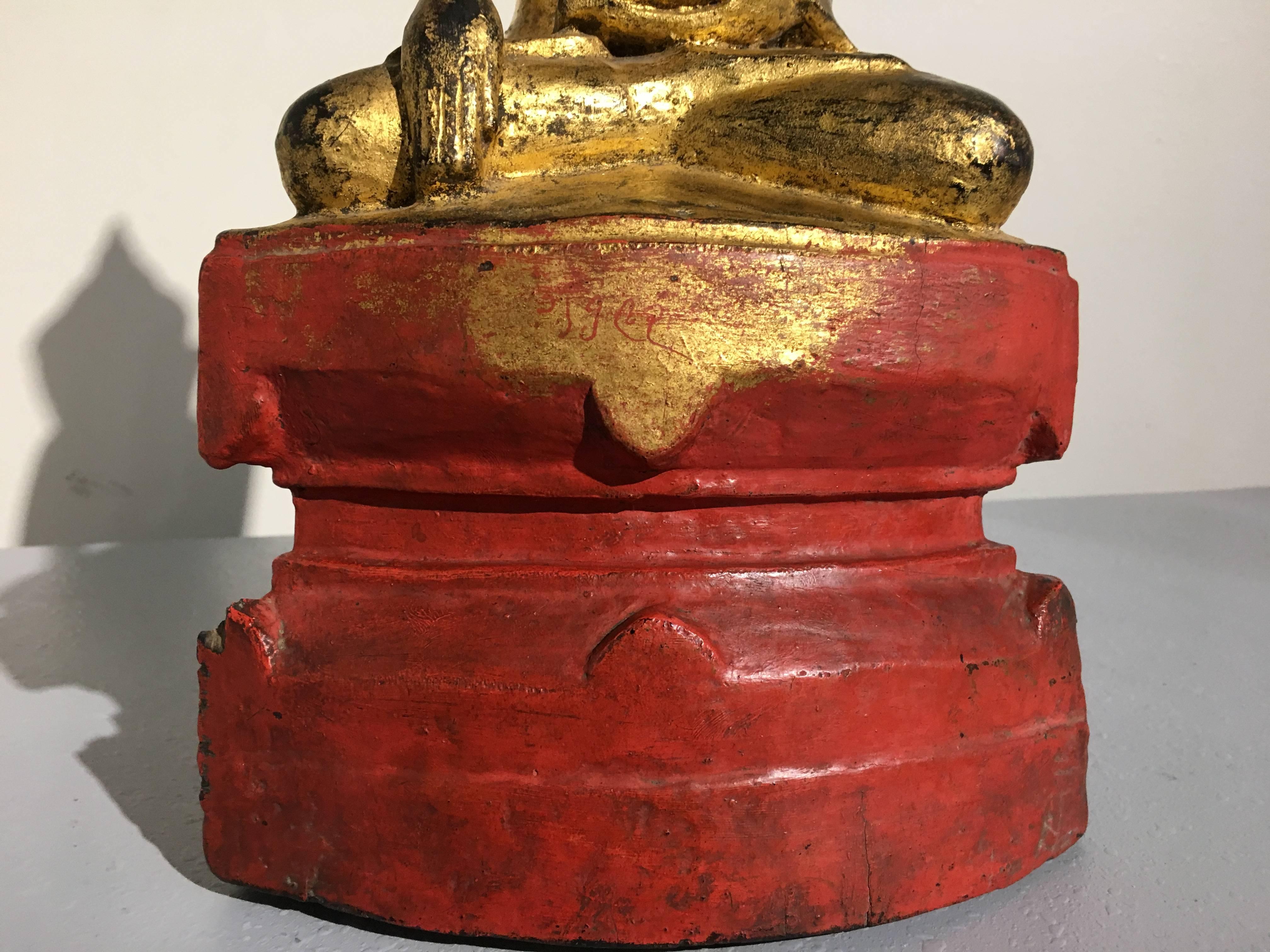 Shan Burmese Lacquered and Gilt Wood Buddha, Ava Period, 18th Century For Sale 1