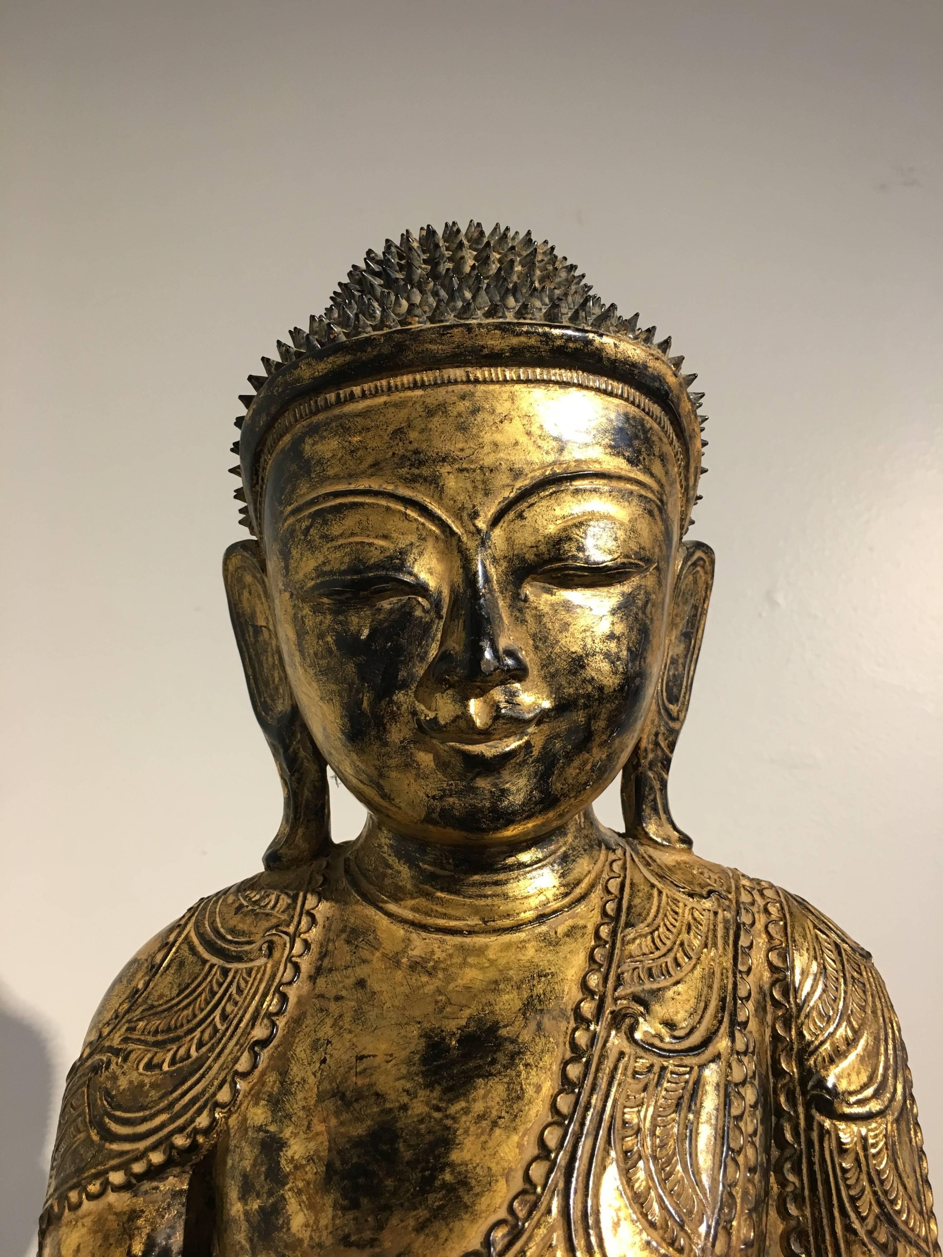 Burmese Ava Period Carved, Lacquered and Giltwood Buddha, Late 18th Century For Sale 1