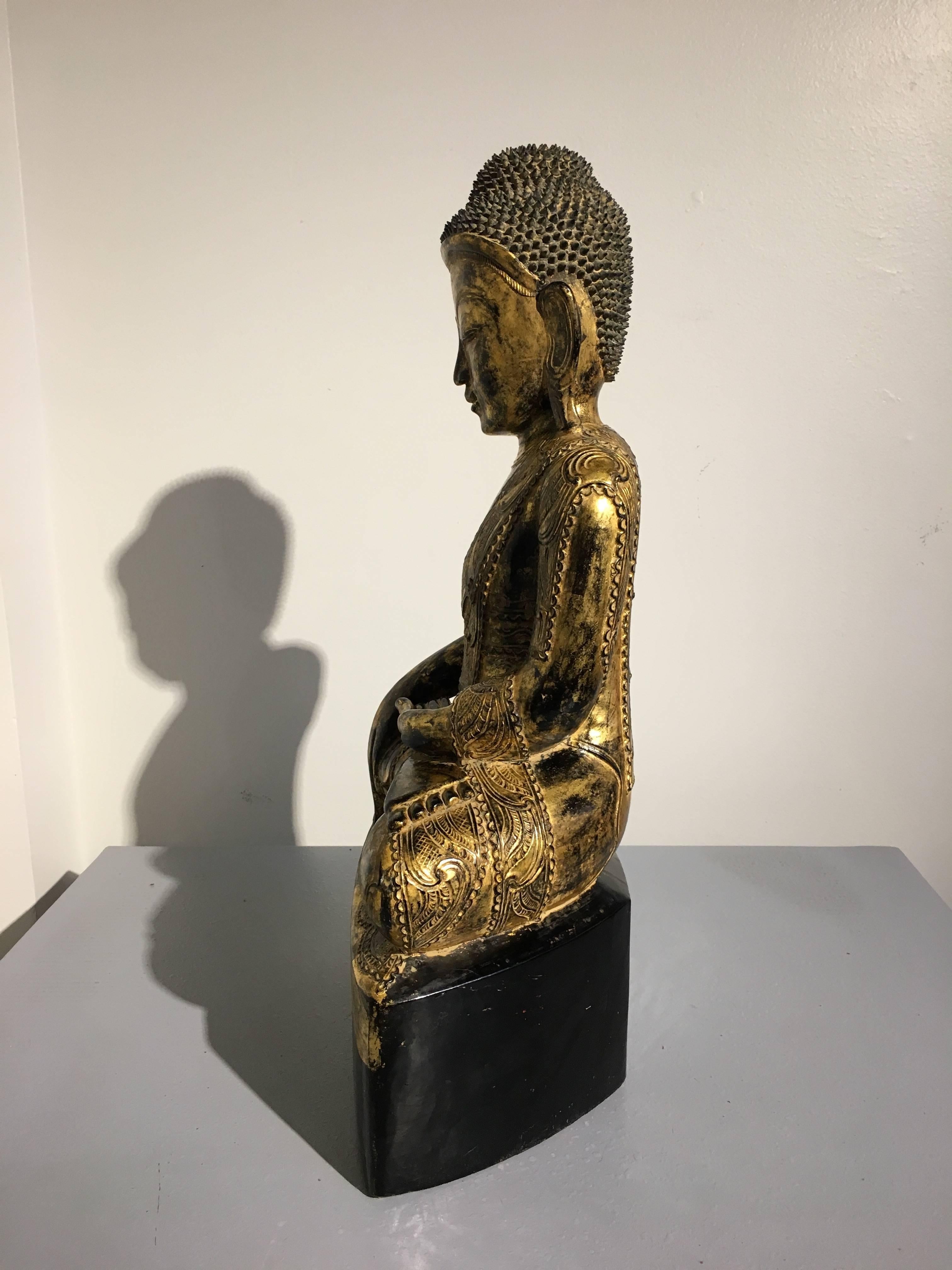 Burmese Ava Period Carved, Lacquered and Giltwood Buddha, Late 18th Century In Good Condition For Sale In Austin, TX