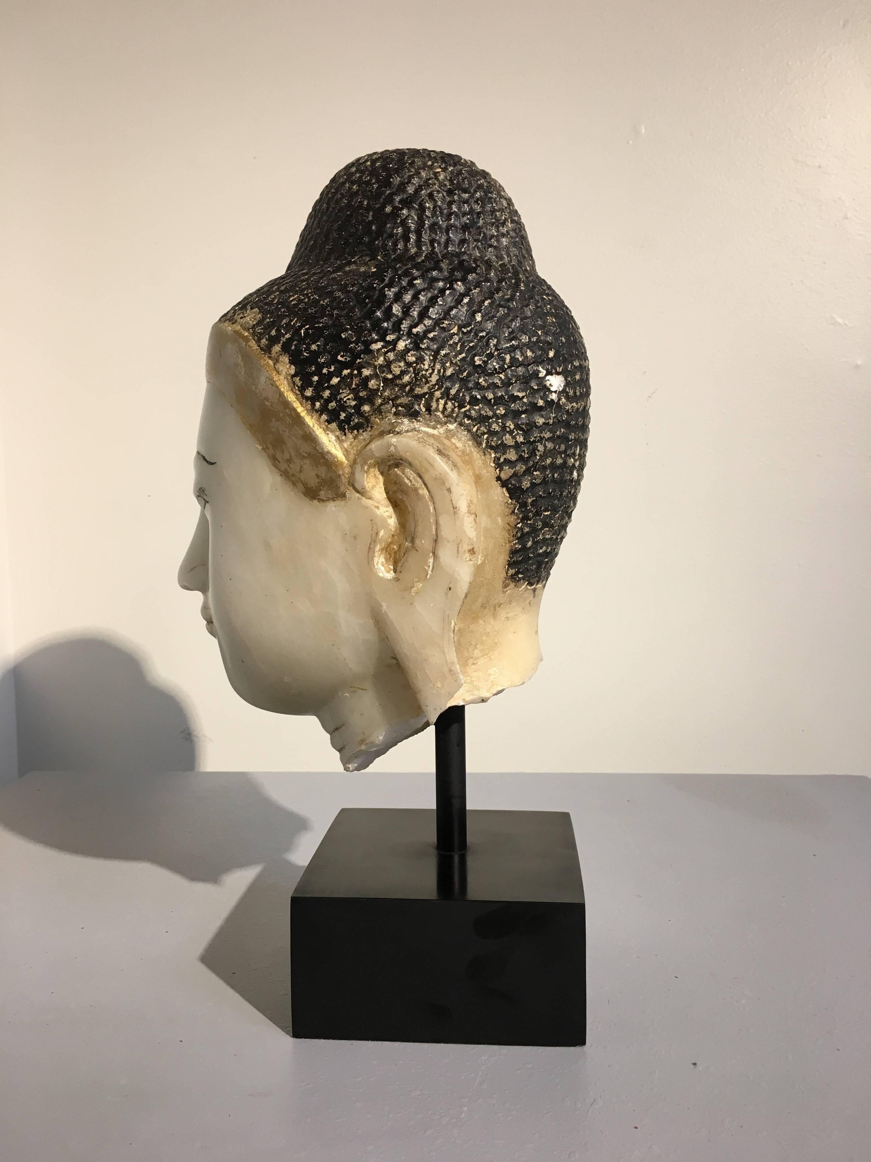 Burmese Mandalay Period Carved Alabaster Buddha Head, 19th Century 1