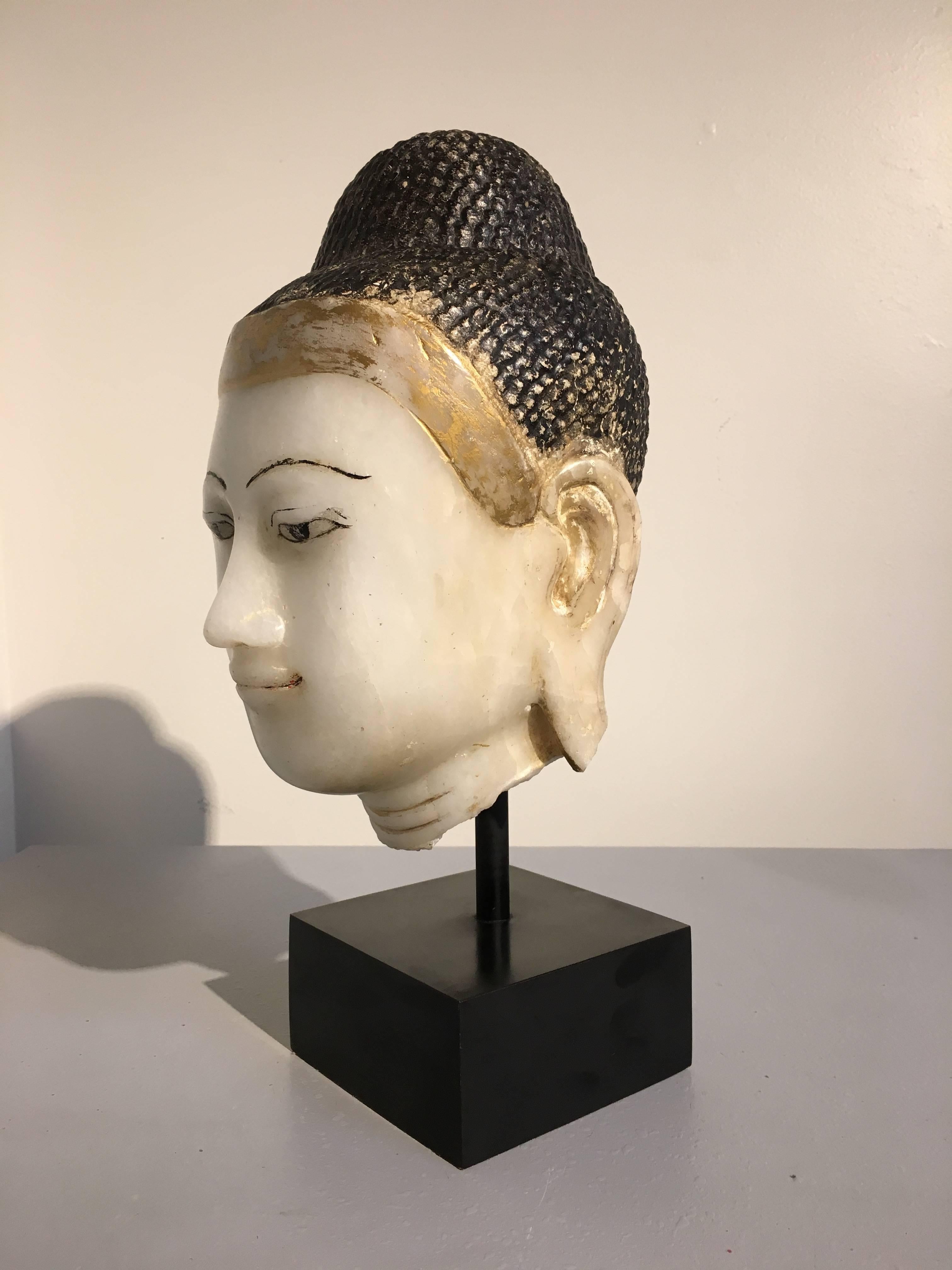 Burmese Mandalay Period Carved Alabaster Buddha Head, 19th Century 2