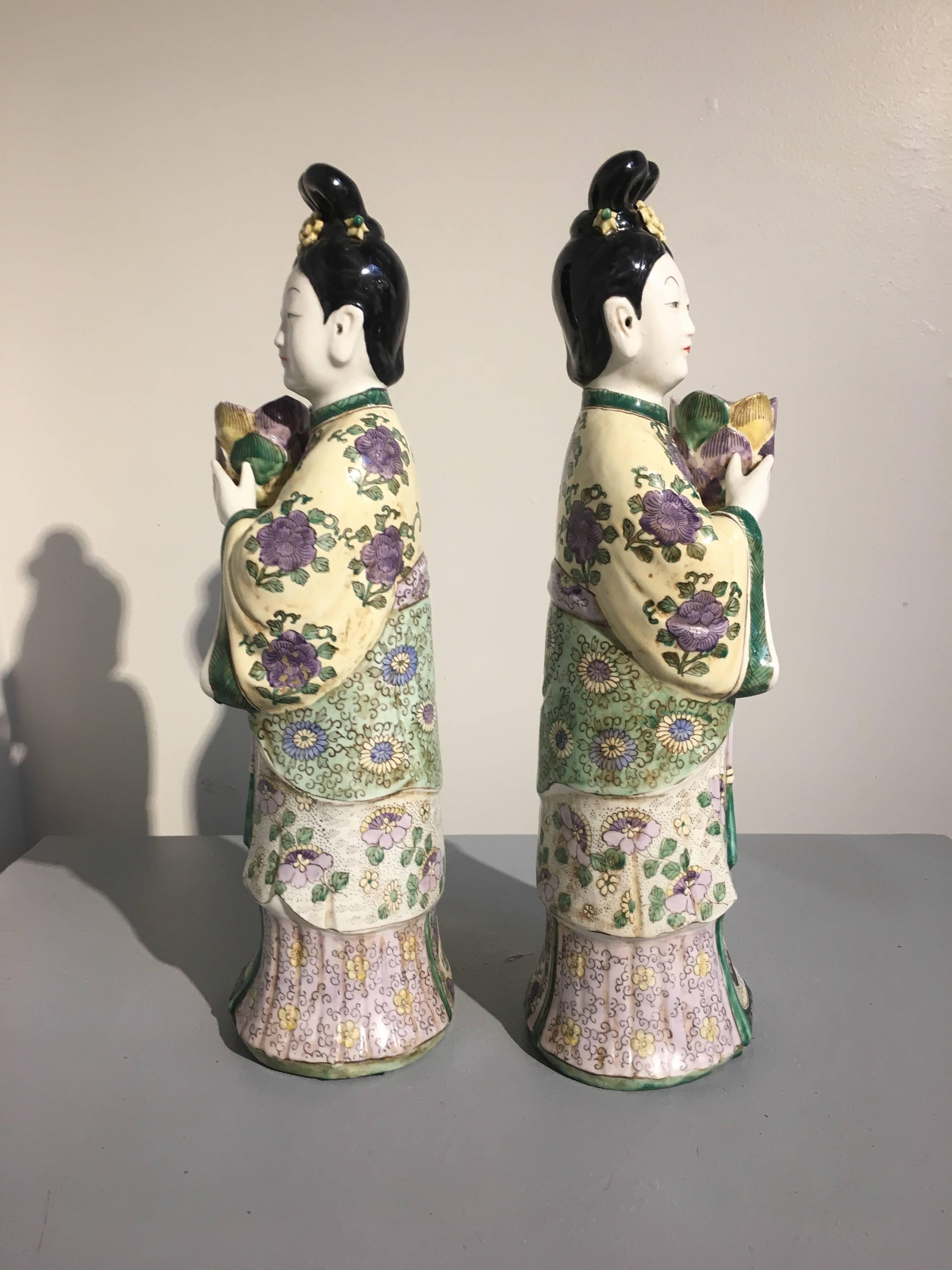 Pair of Chinese Export Porcelain Court Lady Candle Holders, Mid-20th Century For Sale 4