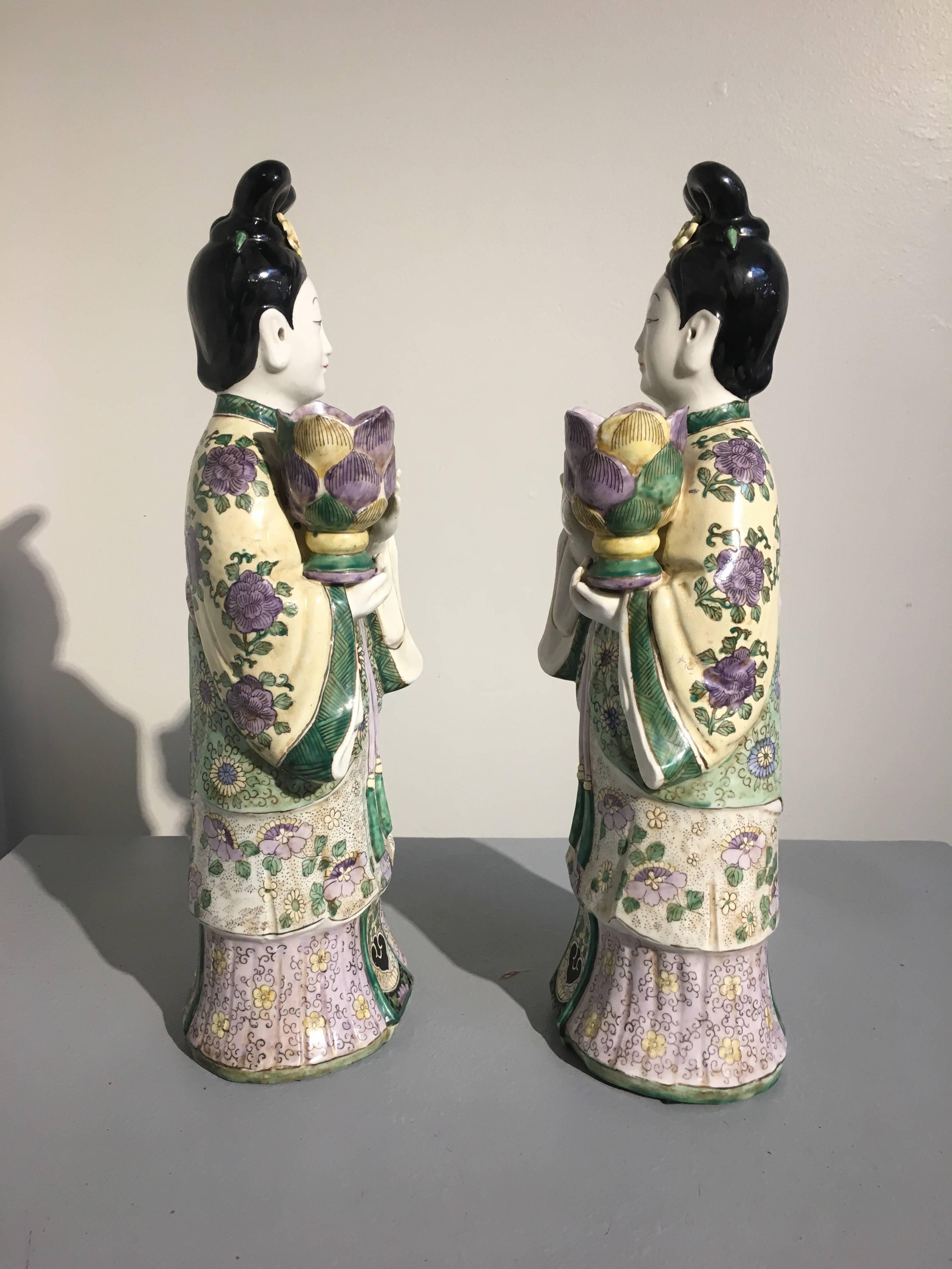 Pair of Chinese Export Porcelain Court Lady Candle Holders, Mid-20th Century For Sale 3