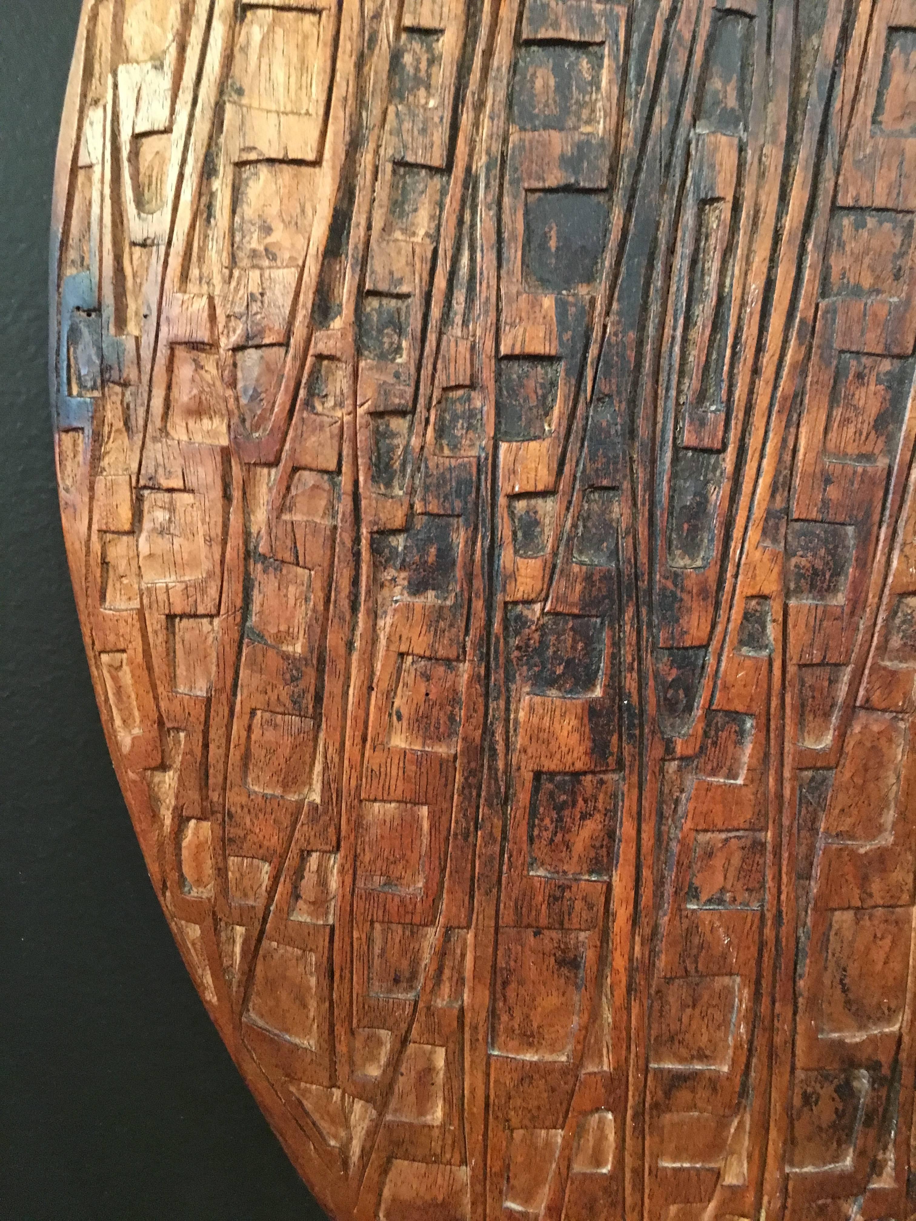 Indonesian Lake Sentani Carved Feasting Platter For Sale