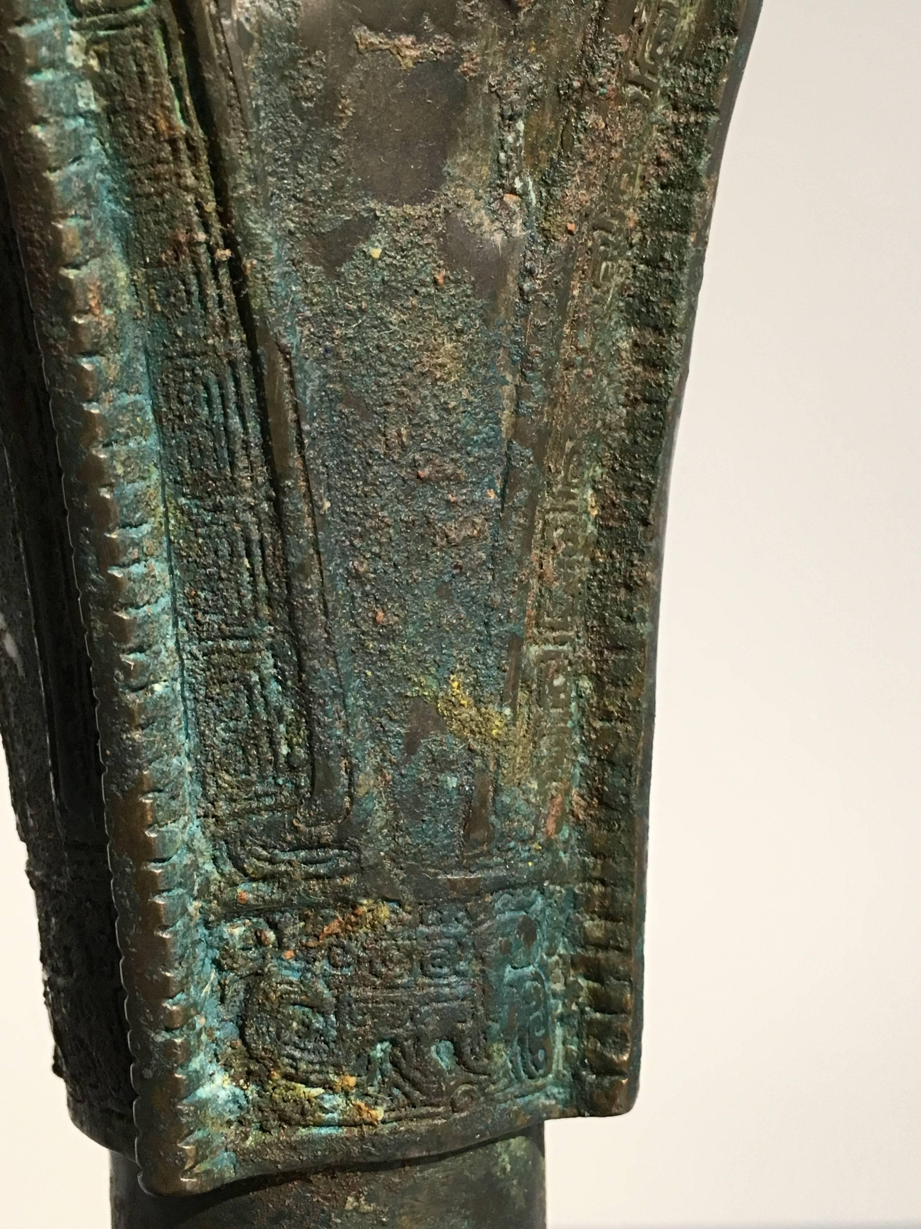 Archaistic Extremely Rare Late Shang Dynasty Inlaid Bronze Gu Vessel For Sale