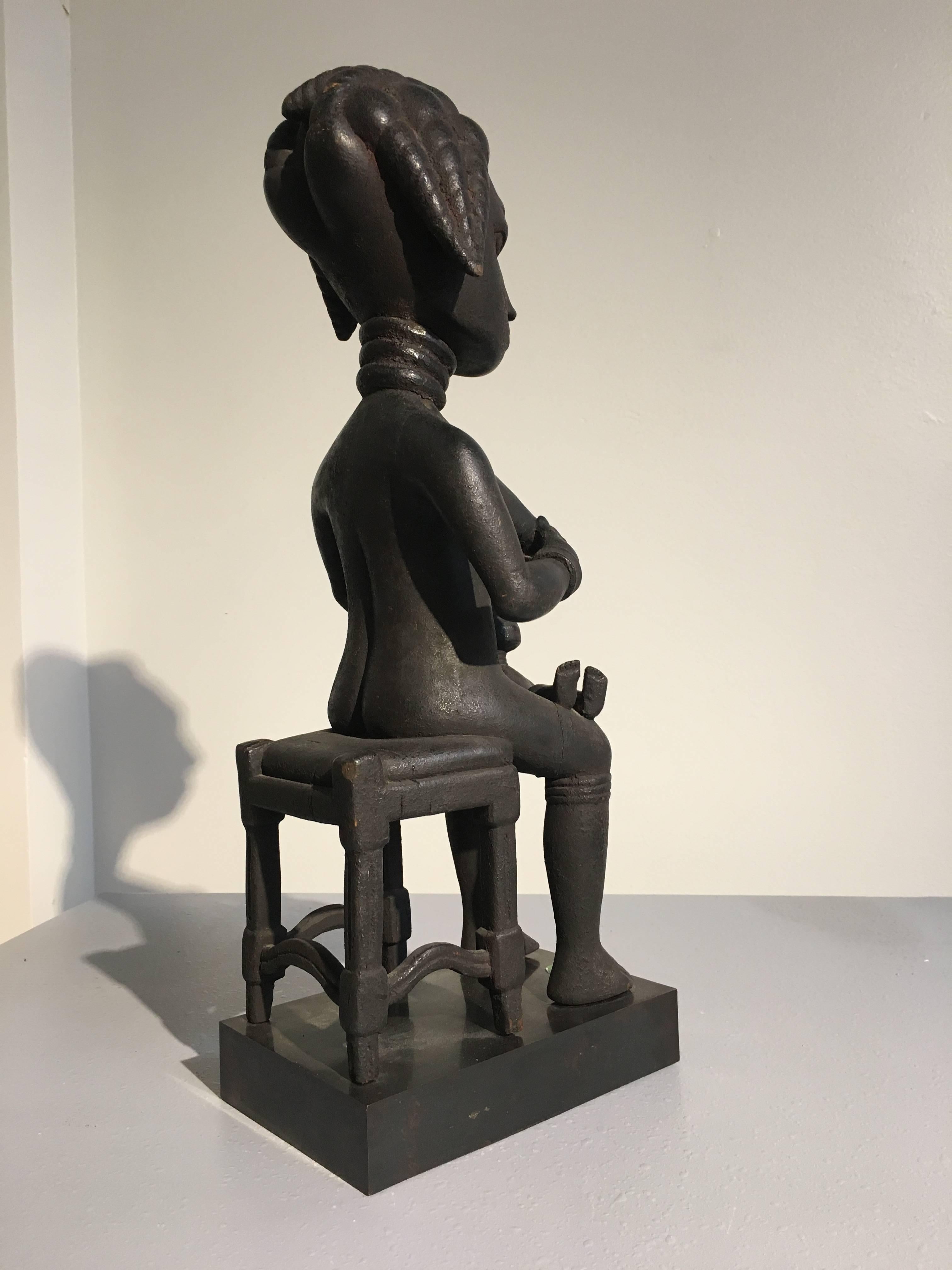 Tribal Ashanti Mother and Child Maternity Figure Carved by Osei Bonsu, Ghana For Sale