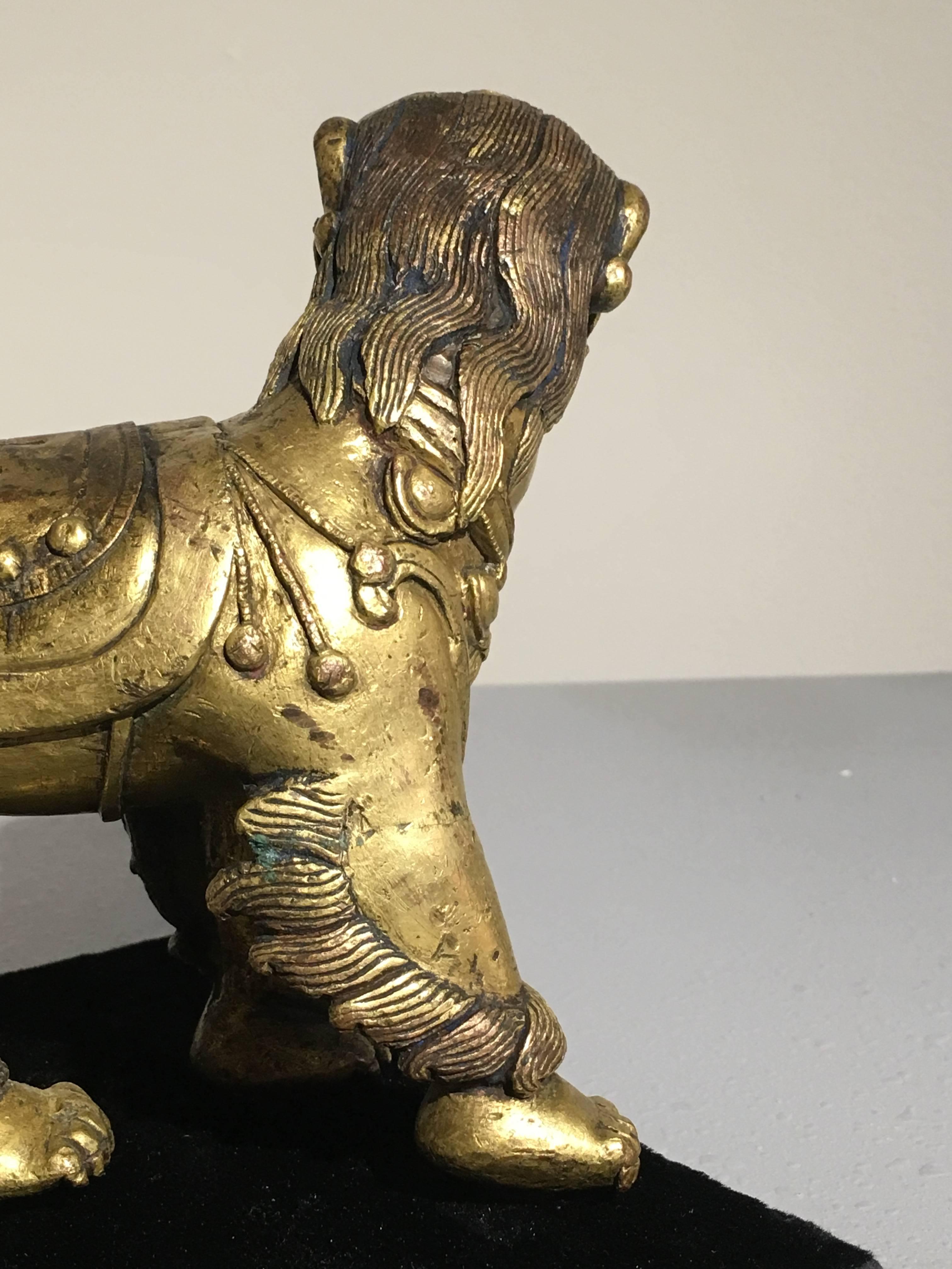 Delightful Tibetan Gilt Bronze Buddhistic Lion 4
