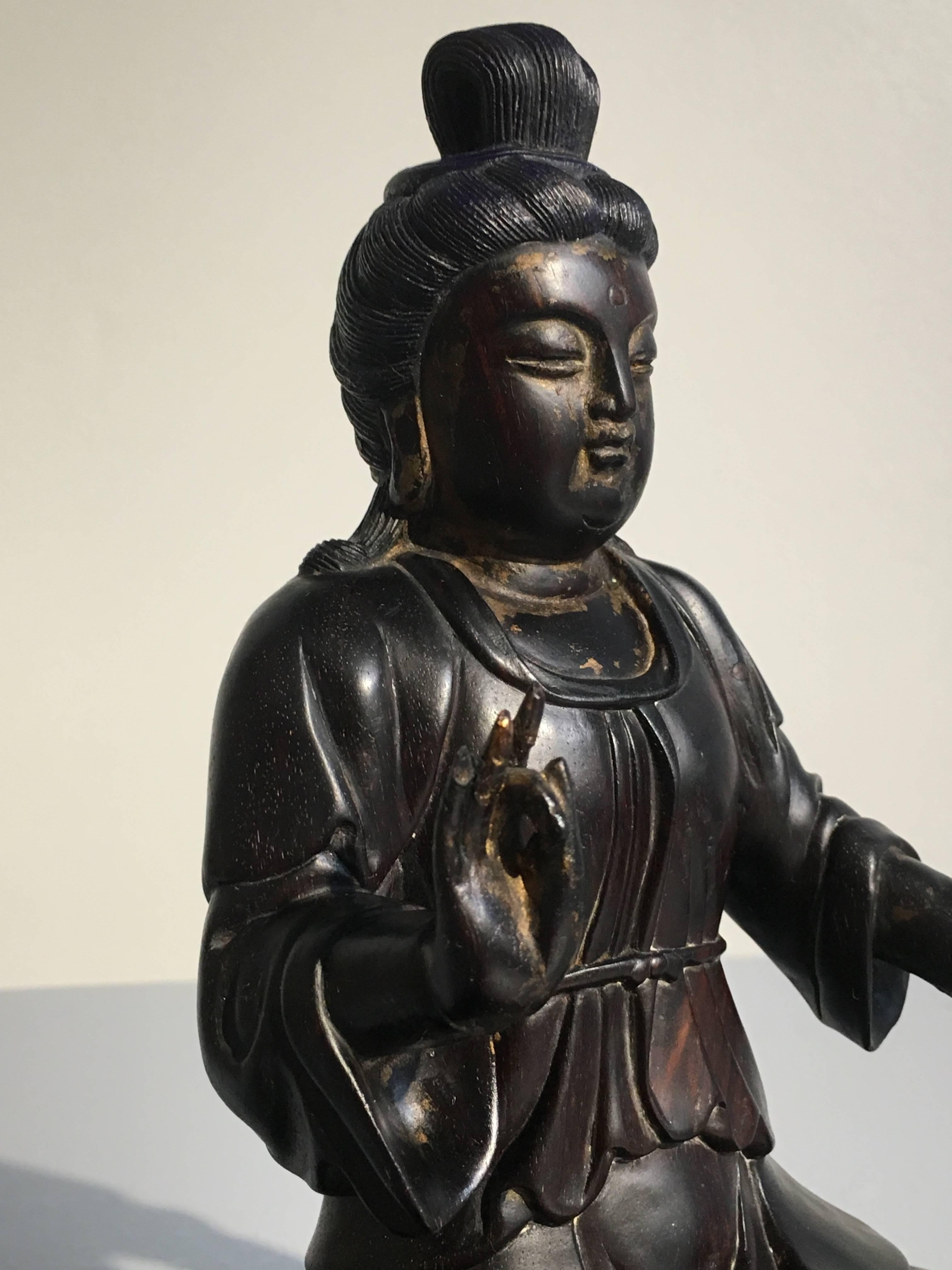 Chinese Carved Zitan Figure of a Bodhisattva, Qing Dynasty In Good Condition For Sale In Austin, TX
