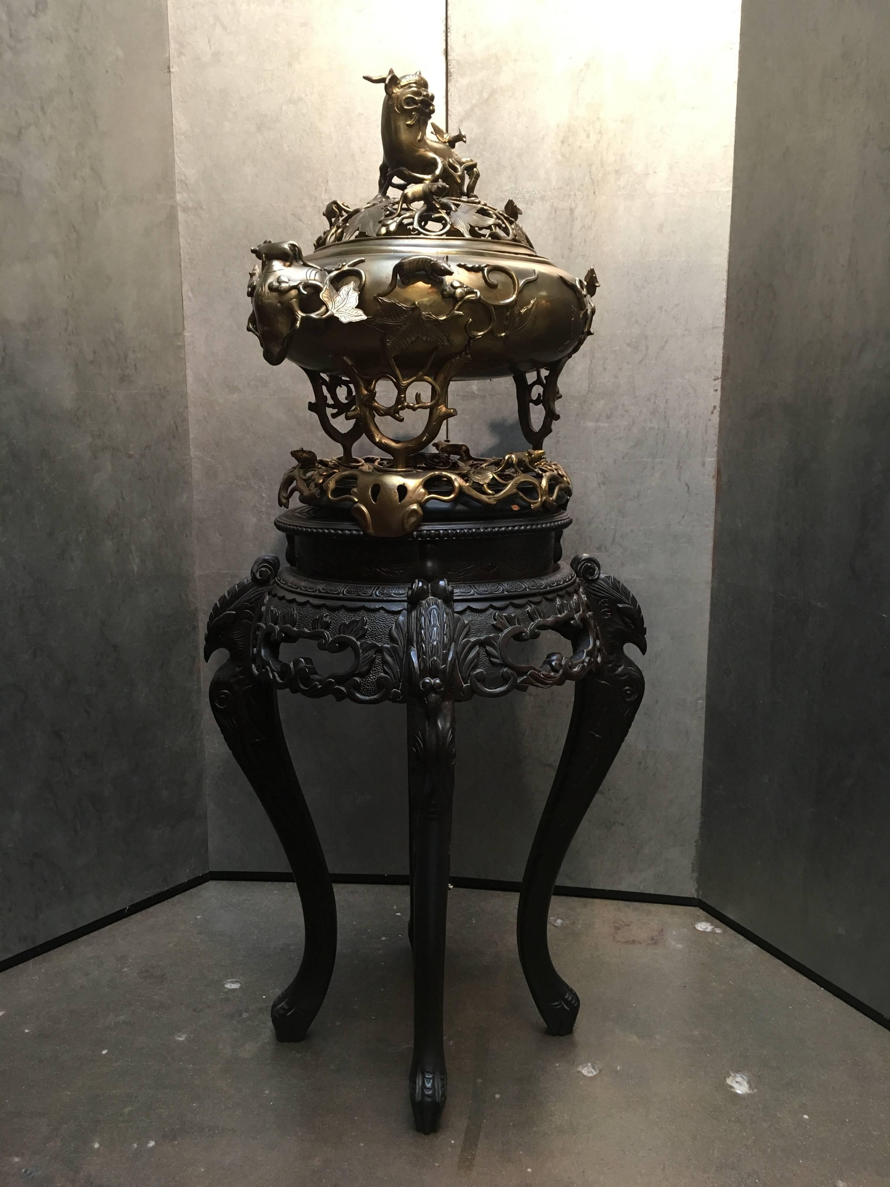 Cast Impressive Chinese Brass 