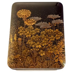 Japanese Rinpa School Lacquer Box with Autumn Flowers, Tebako, Edo Period
