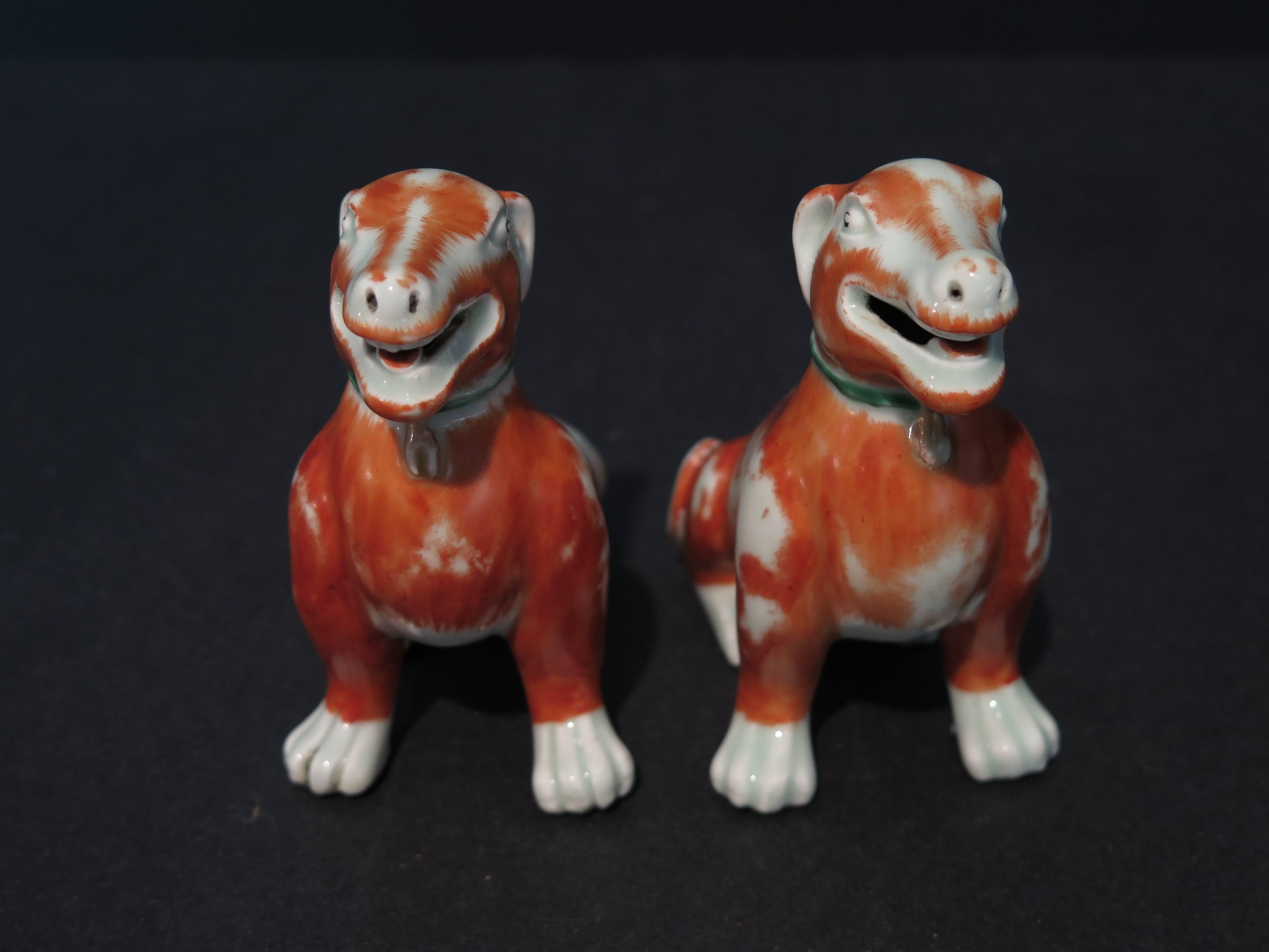 Glazed Pair of 18th Century Chinese Export Iron Red Glaze Porcelain Figure of Dogs