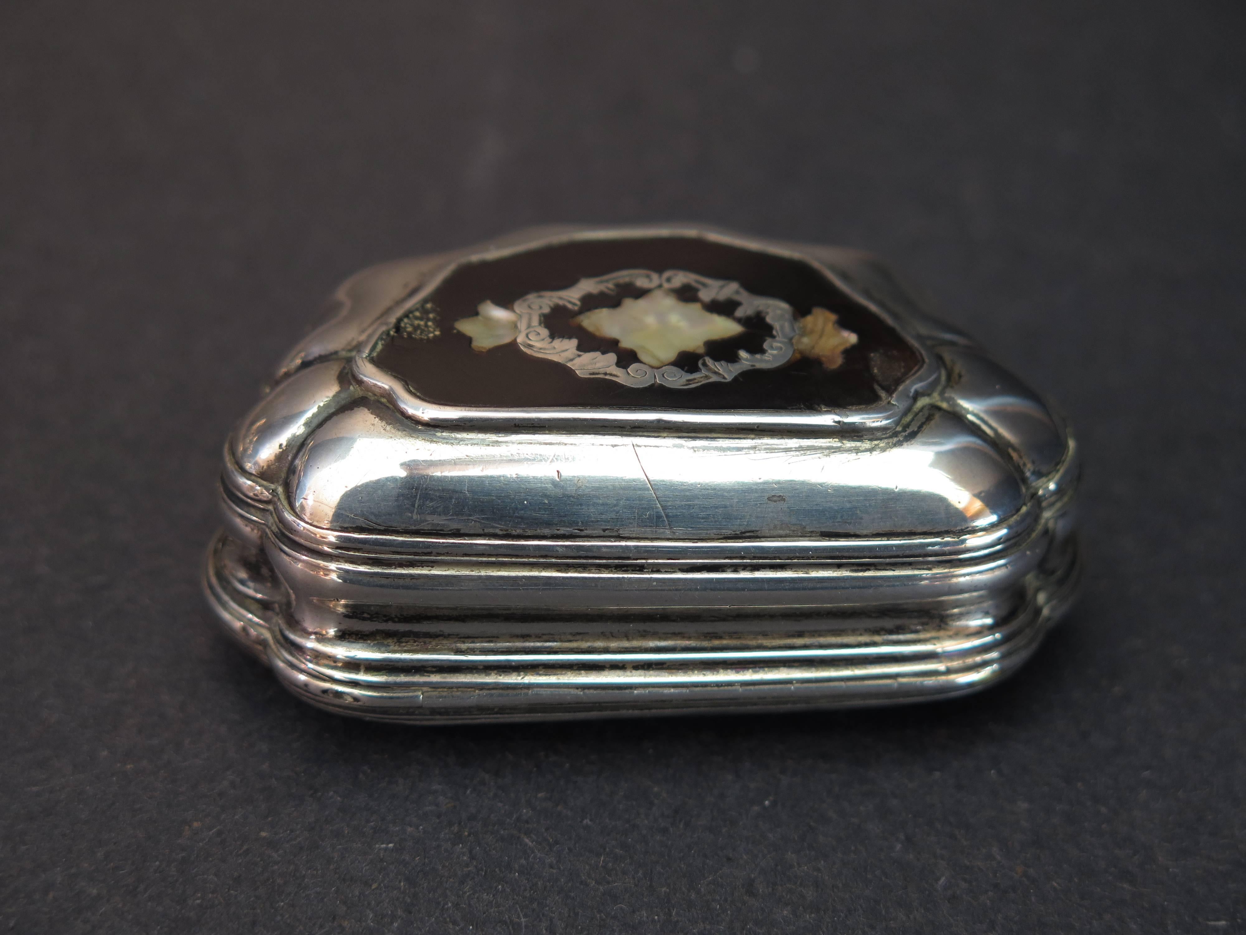 Early 18th Century 18th Century English Snuff Box