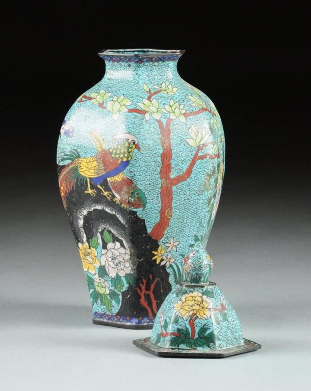 Pair of Qing Dynasty Chinese Turquoise Color Cloisonné Covered Jars at ...