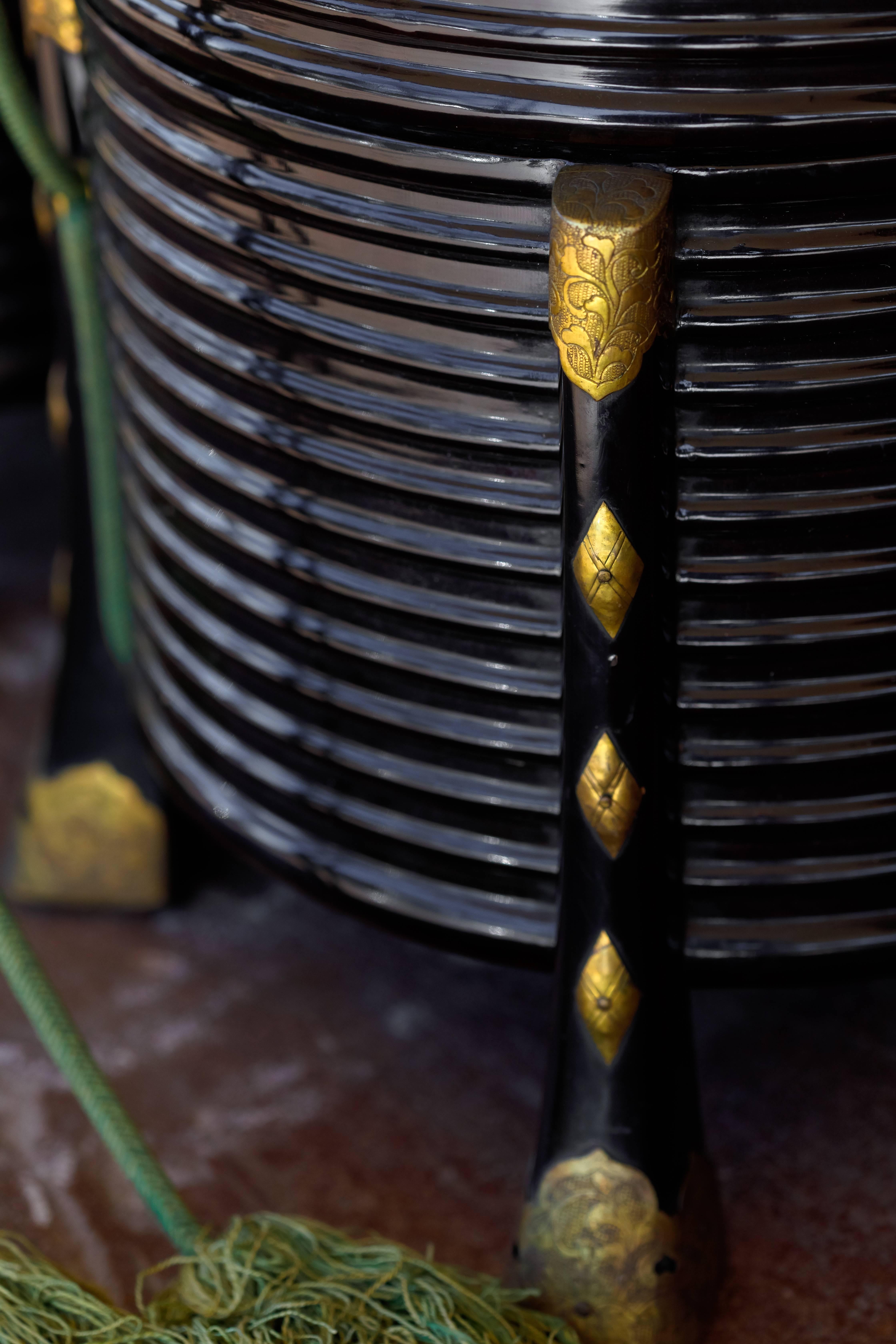 Pair of Japanese Black and Gold Lacquer Round Hokkai, Picnic Boxes 1