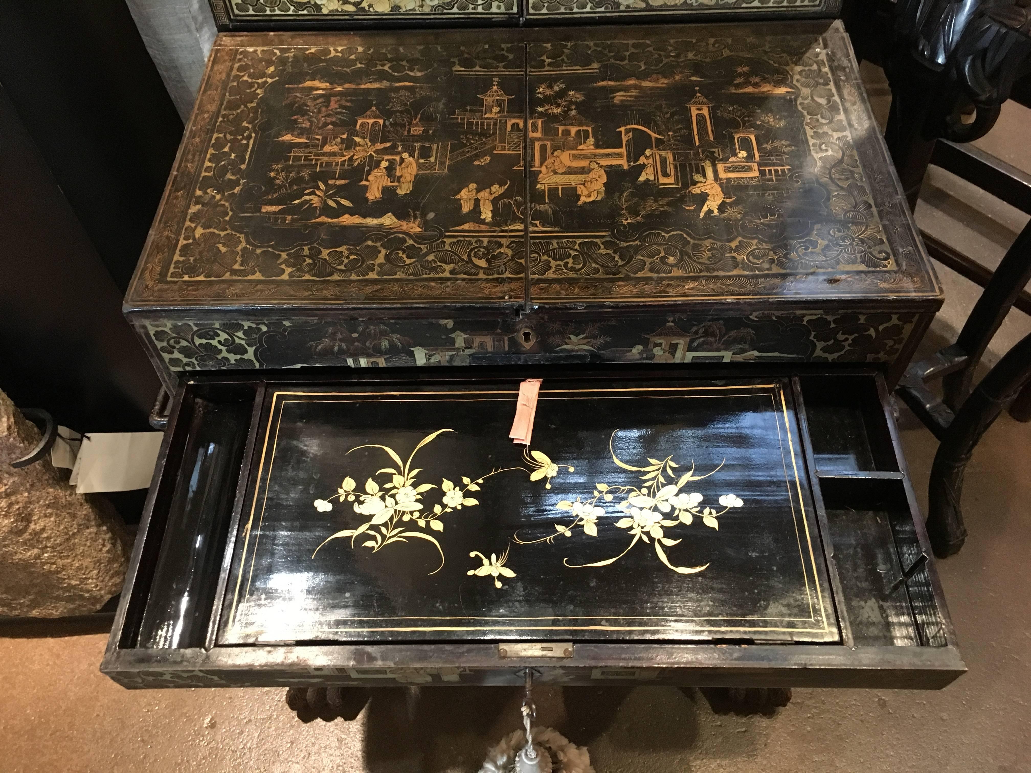 19th Century Chinoiserie Black Lacquer and Gilt Painted Vanity Cabinet on Stand 3