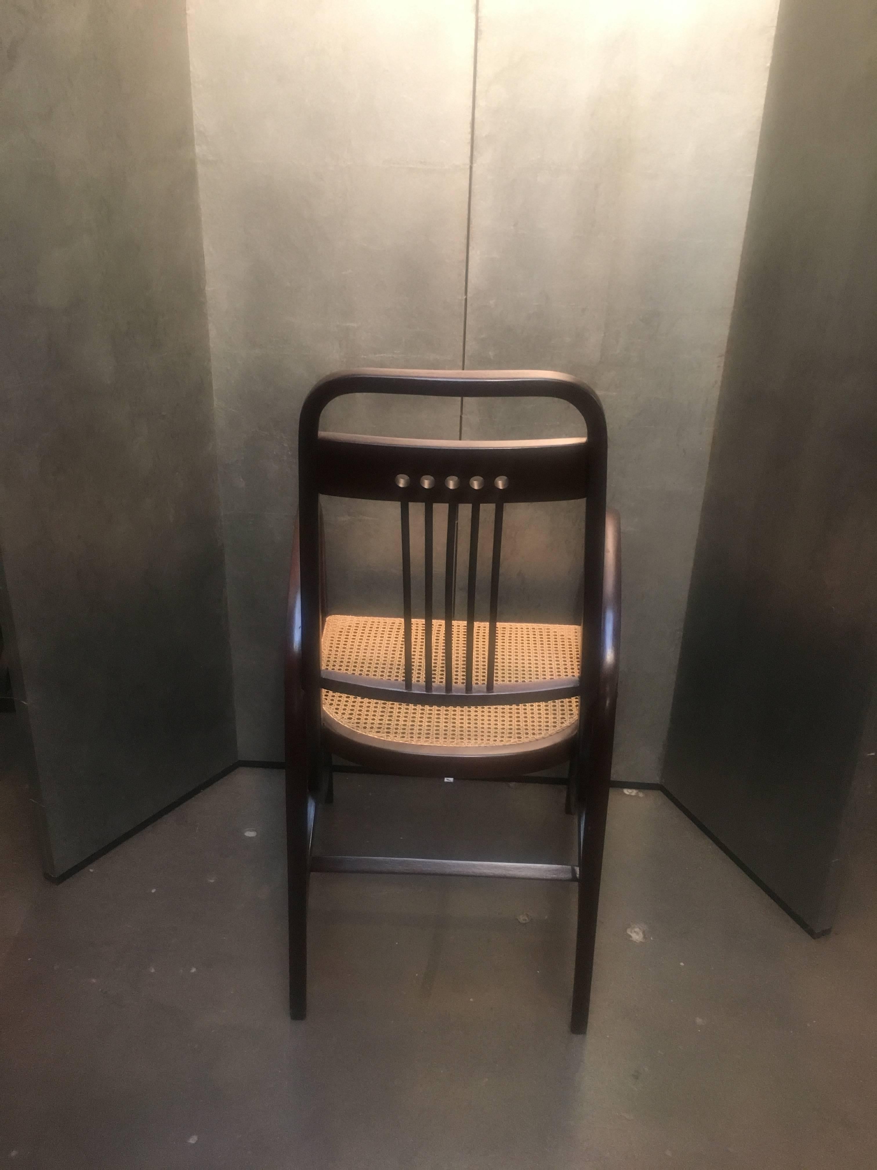 Stained Thonet Model No. 511 Bentwood Armchair, Vienna Secession, circa 1904 For Sale