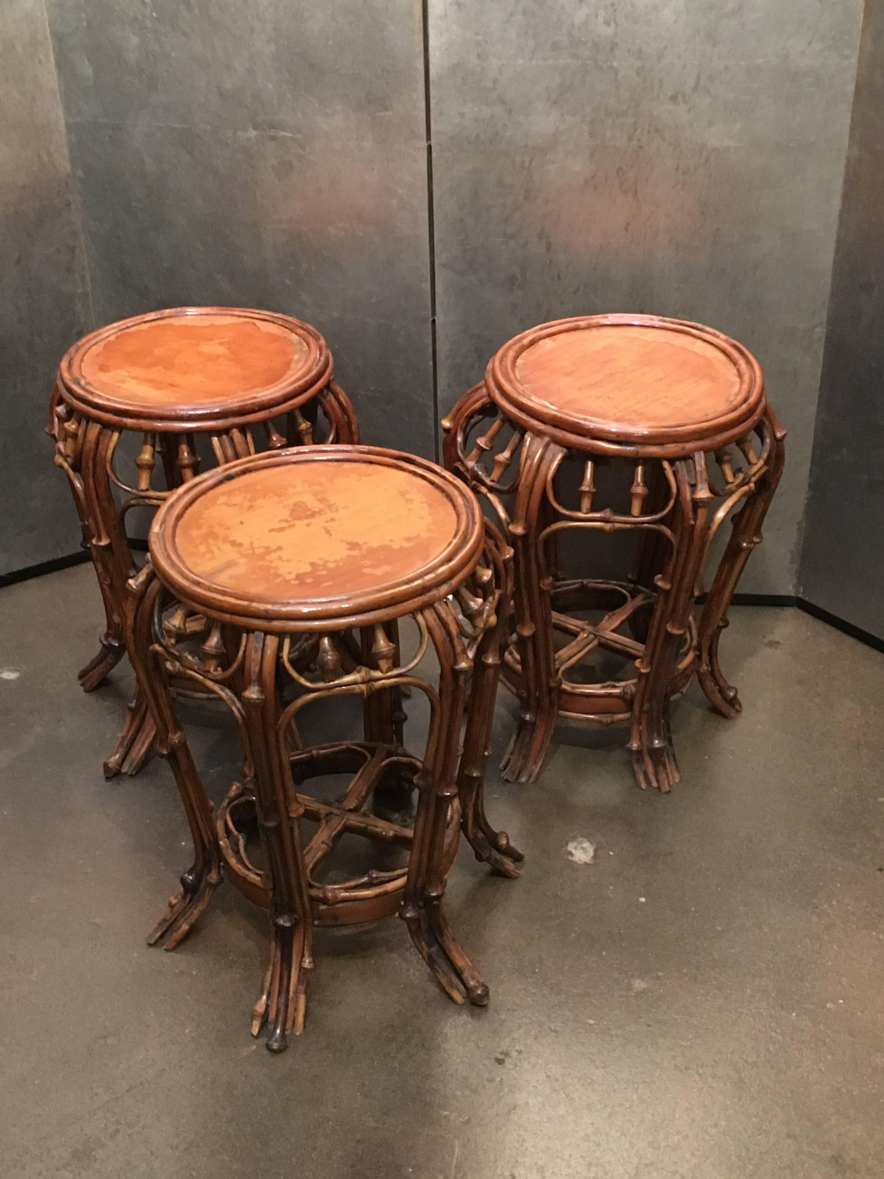 Chinese Bent Bamboo Round Table and Stools, Mid-19th Century In Good Condition In Austin, TX