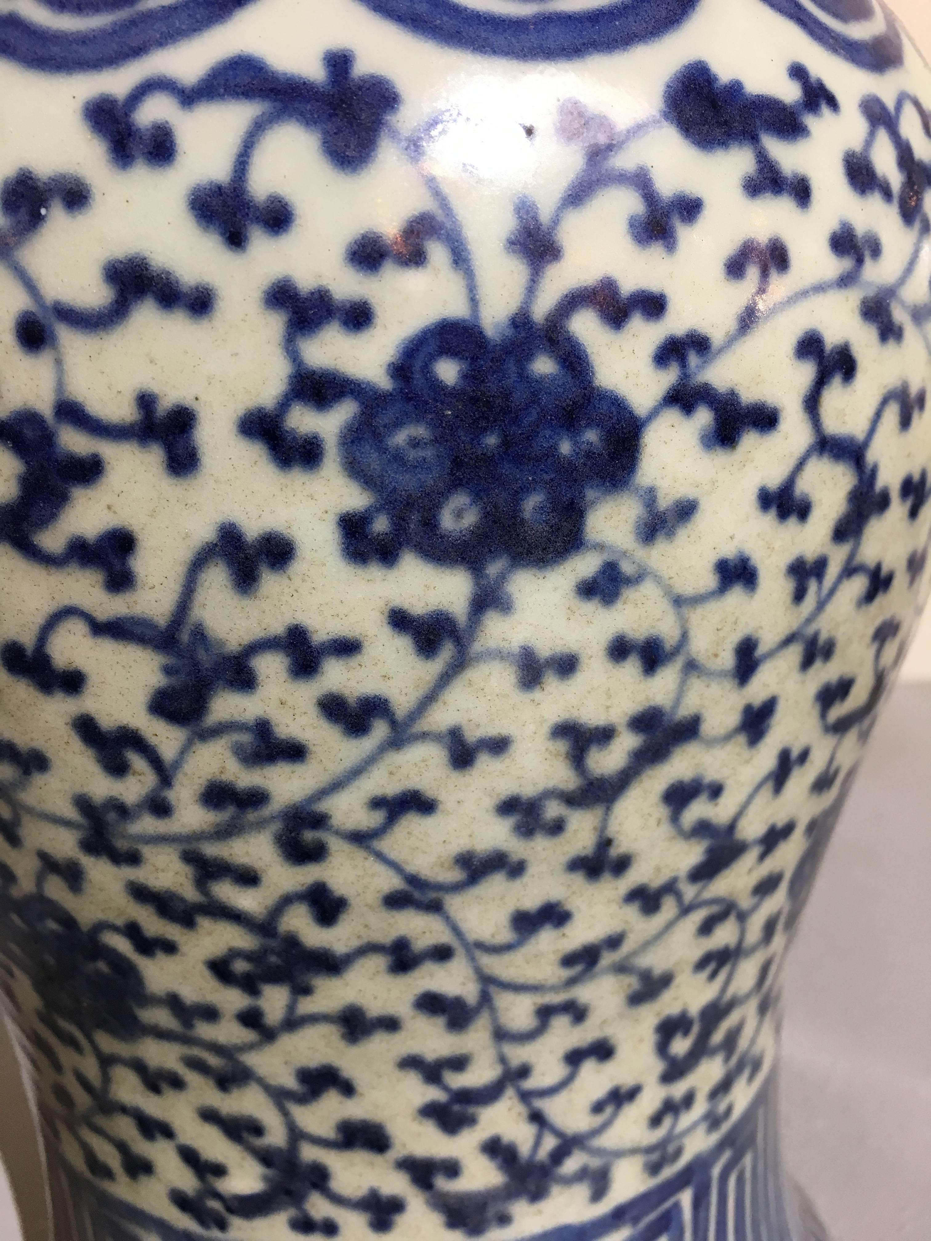 Hand-Painted Pair of Early 20th Century Chinese Blue and White Yen Yen Vases