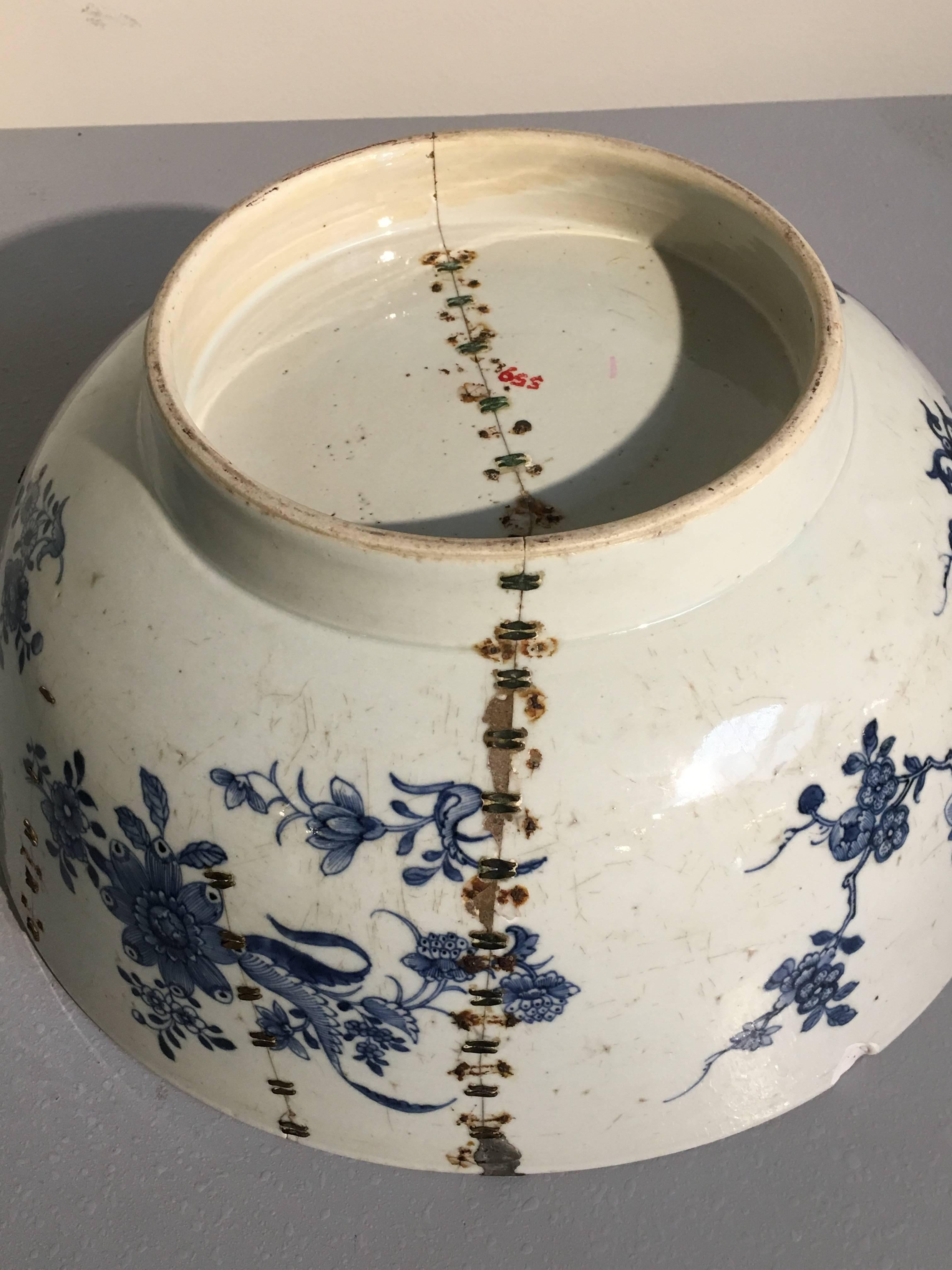Large Chinese Export Punchbowl with Staple Repairs, 18th Century In Distressed Condition For Sale In Austin, TX