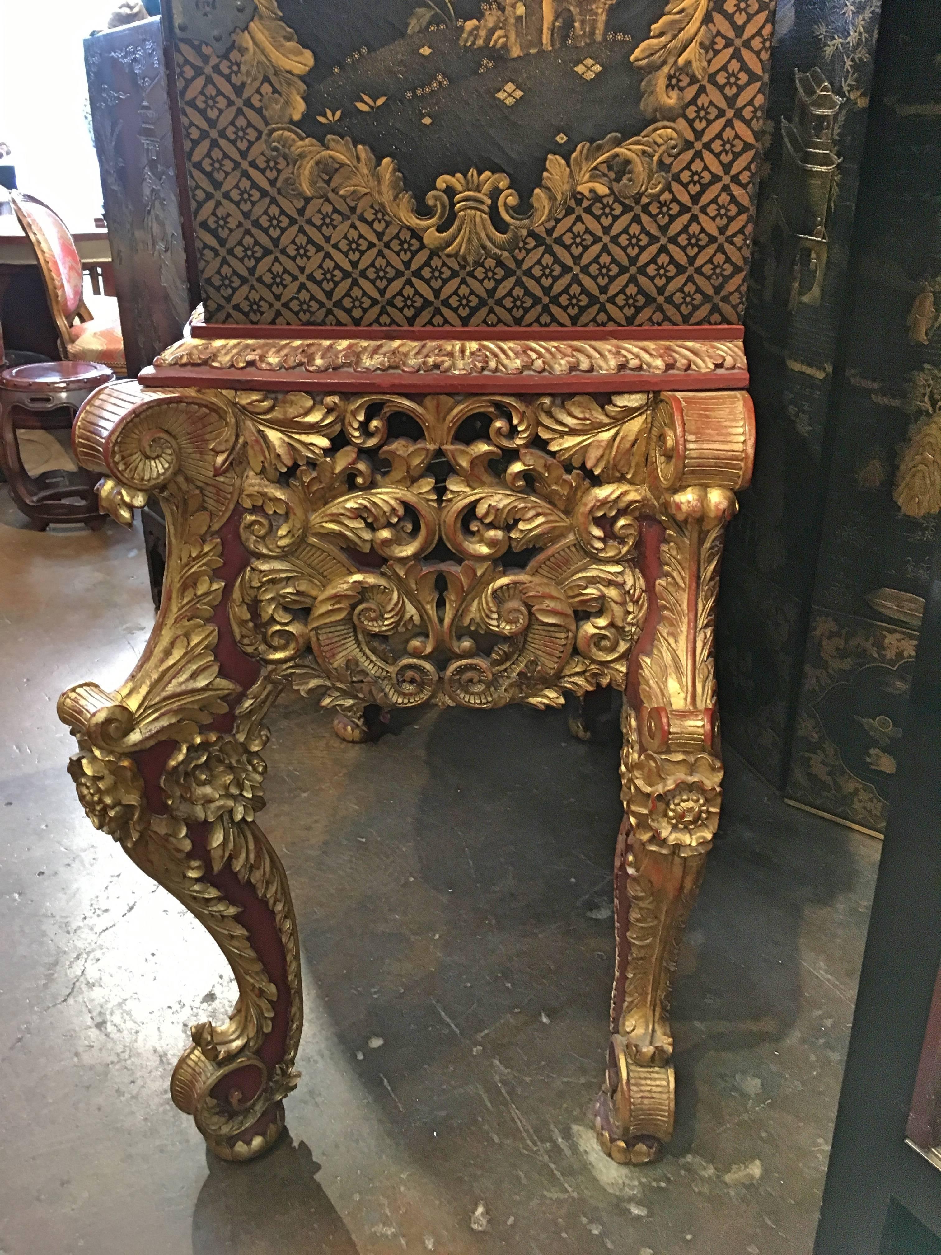 Japonisme Black Lacquer and Gilt Decorated Cabinet on Carved Gilt Stand 1