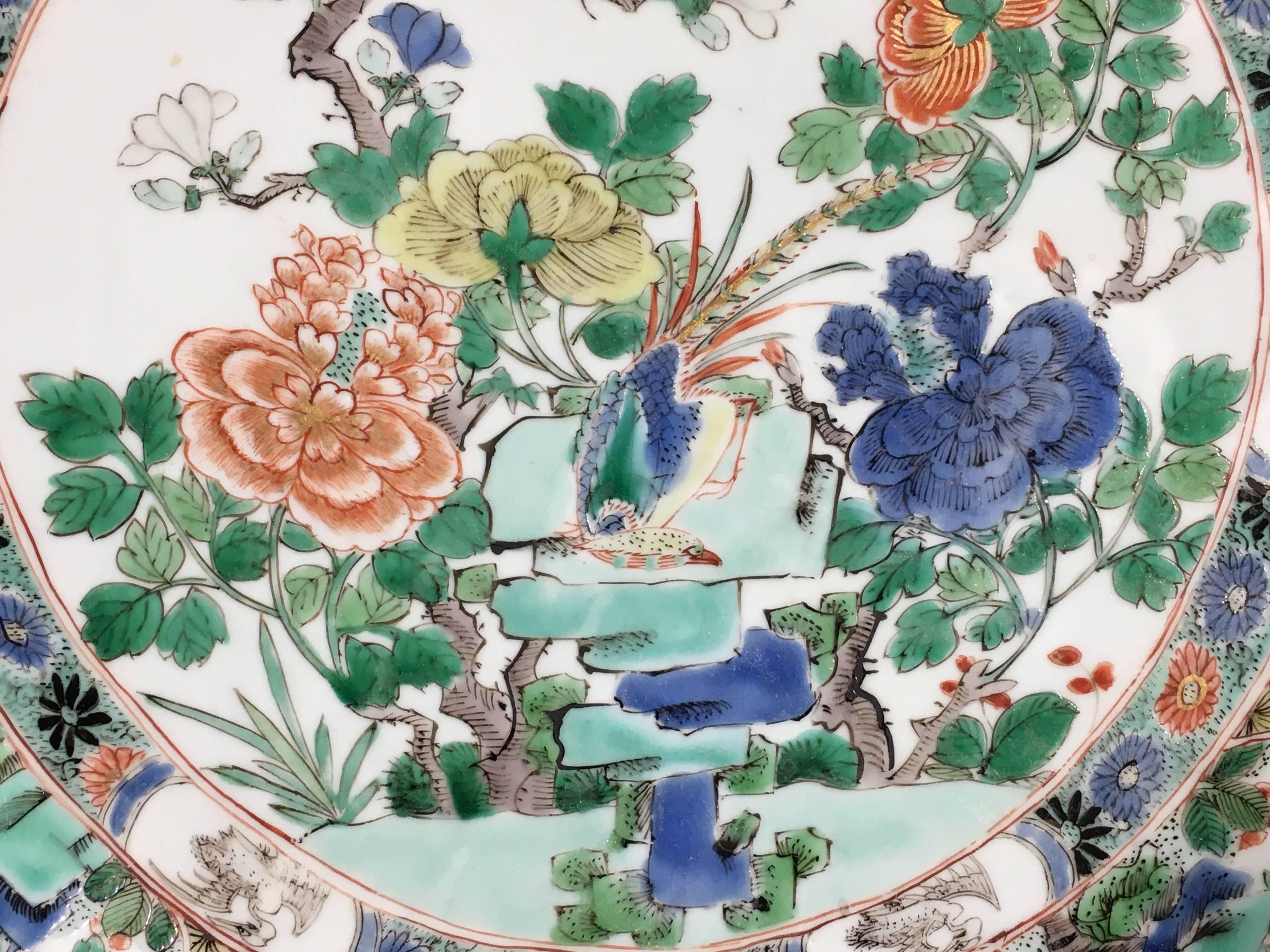 Kangxi Famille Verte Porcelain Large Dish, Qing Dynasty, 17th/18th c In Good Condition For Sale In Austin, TX