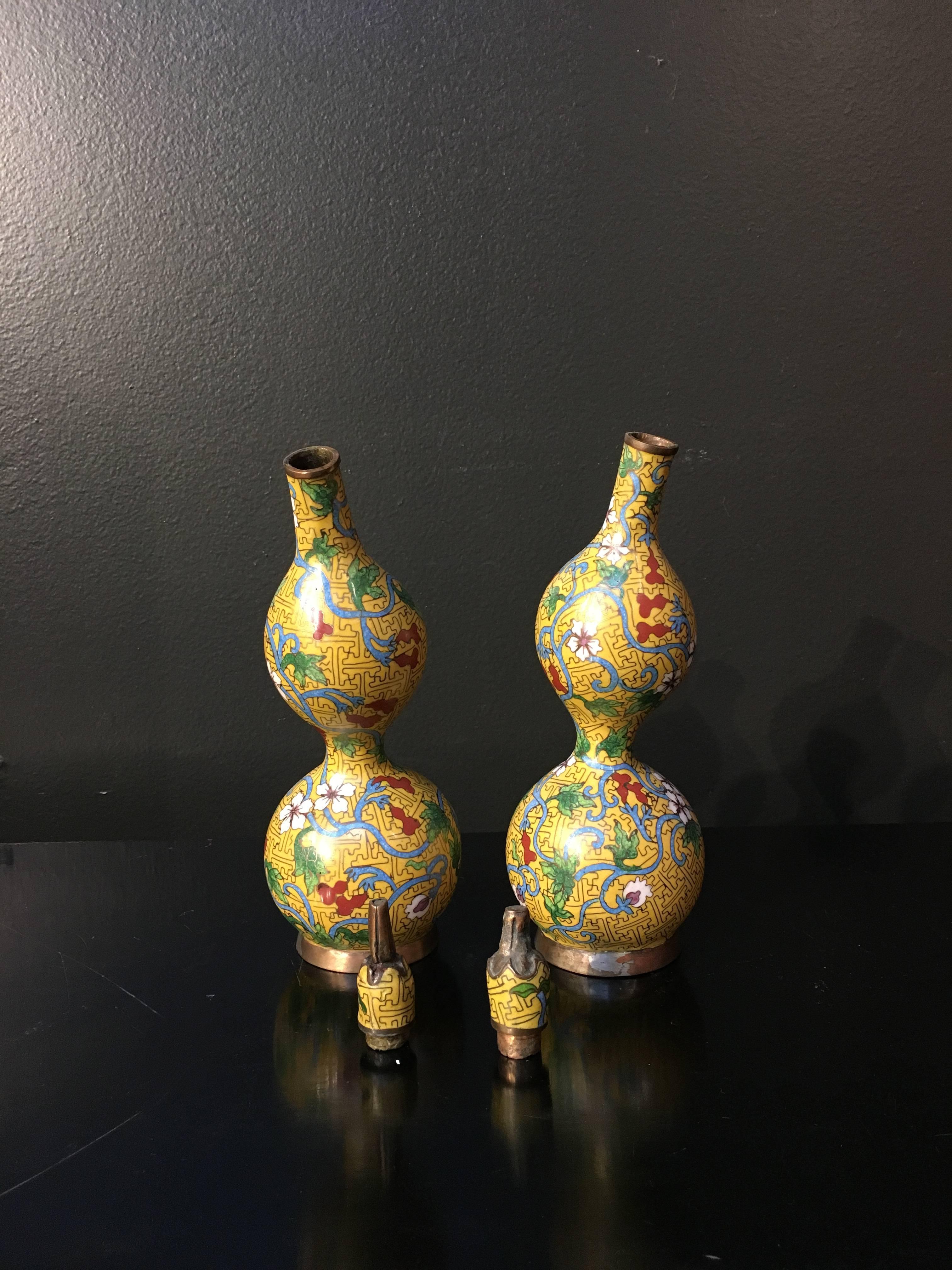 Pair of Chinese Yellow Cloisonne Double Gourd Bottles, Early 20th Century In Good Condition In Austin, TX