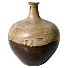 Vase en céramique « Bottle Form » d'Alvino Bagni, avec un émail aux tons terreux, pour Raymor, années 1960