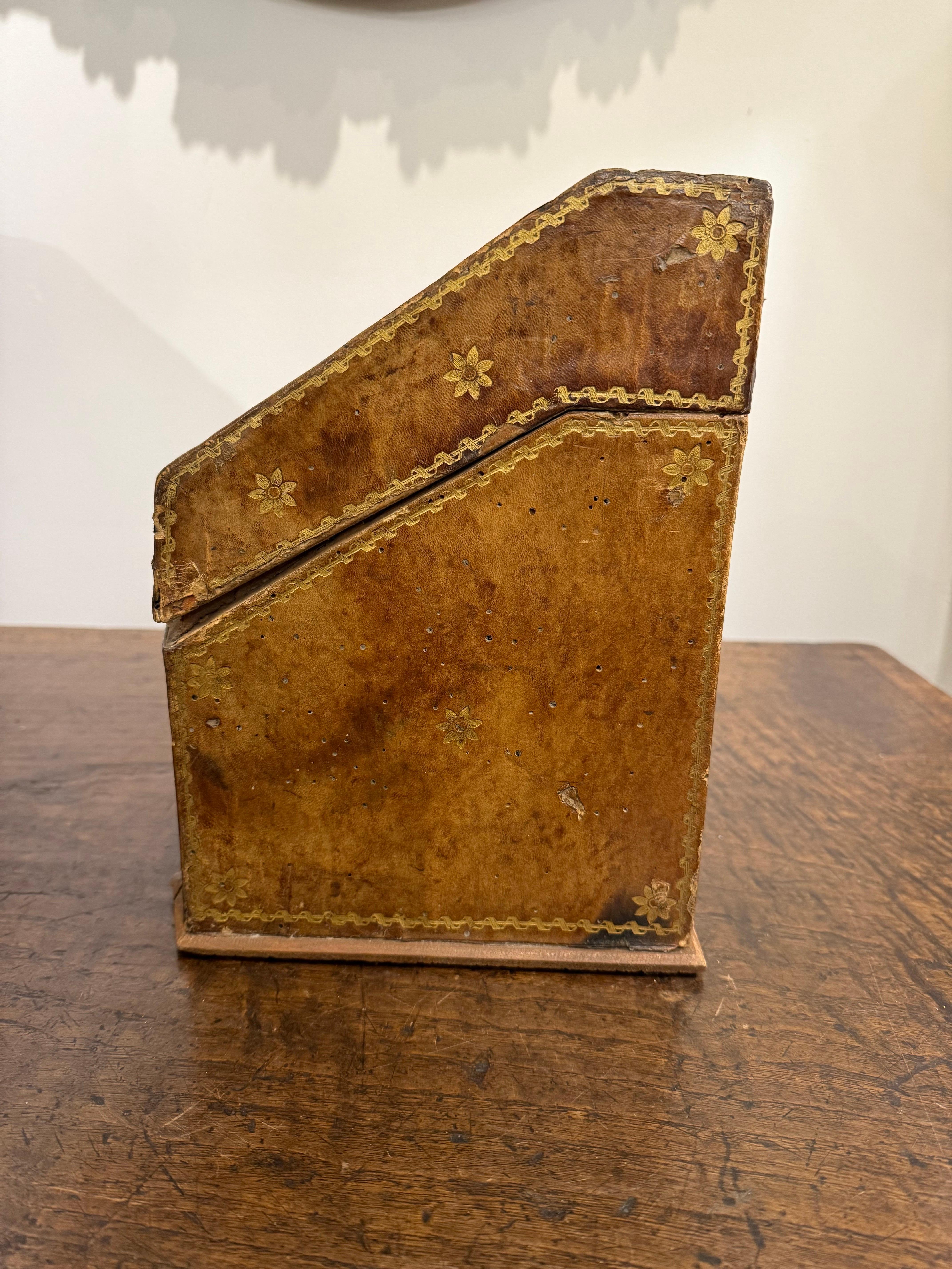An Italian Gold Embossed Leather Knife Box, 18th Century For Sale 4