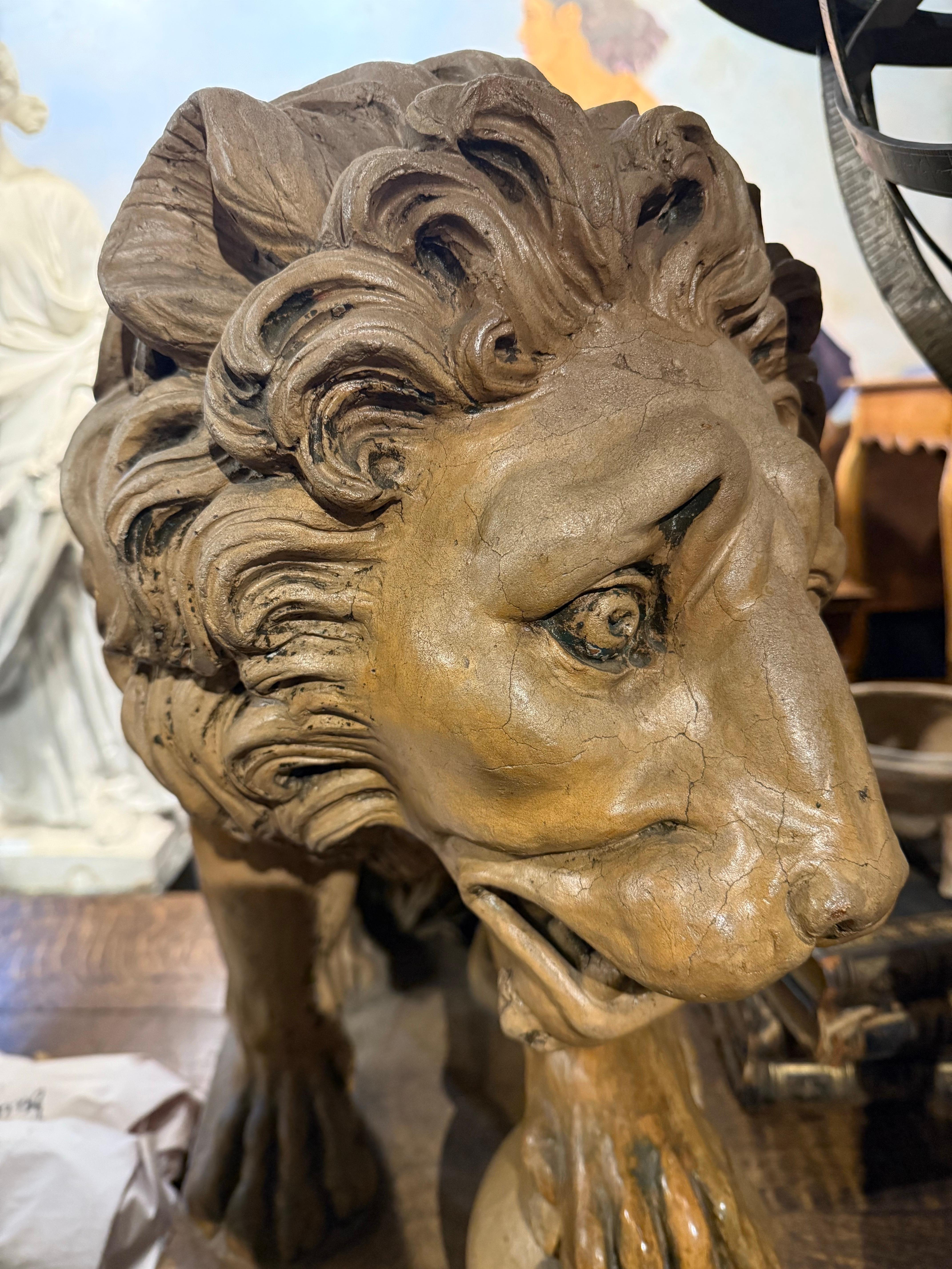 A Superb Terracotta Lion, French 18th century For Sale 1