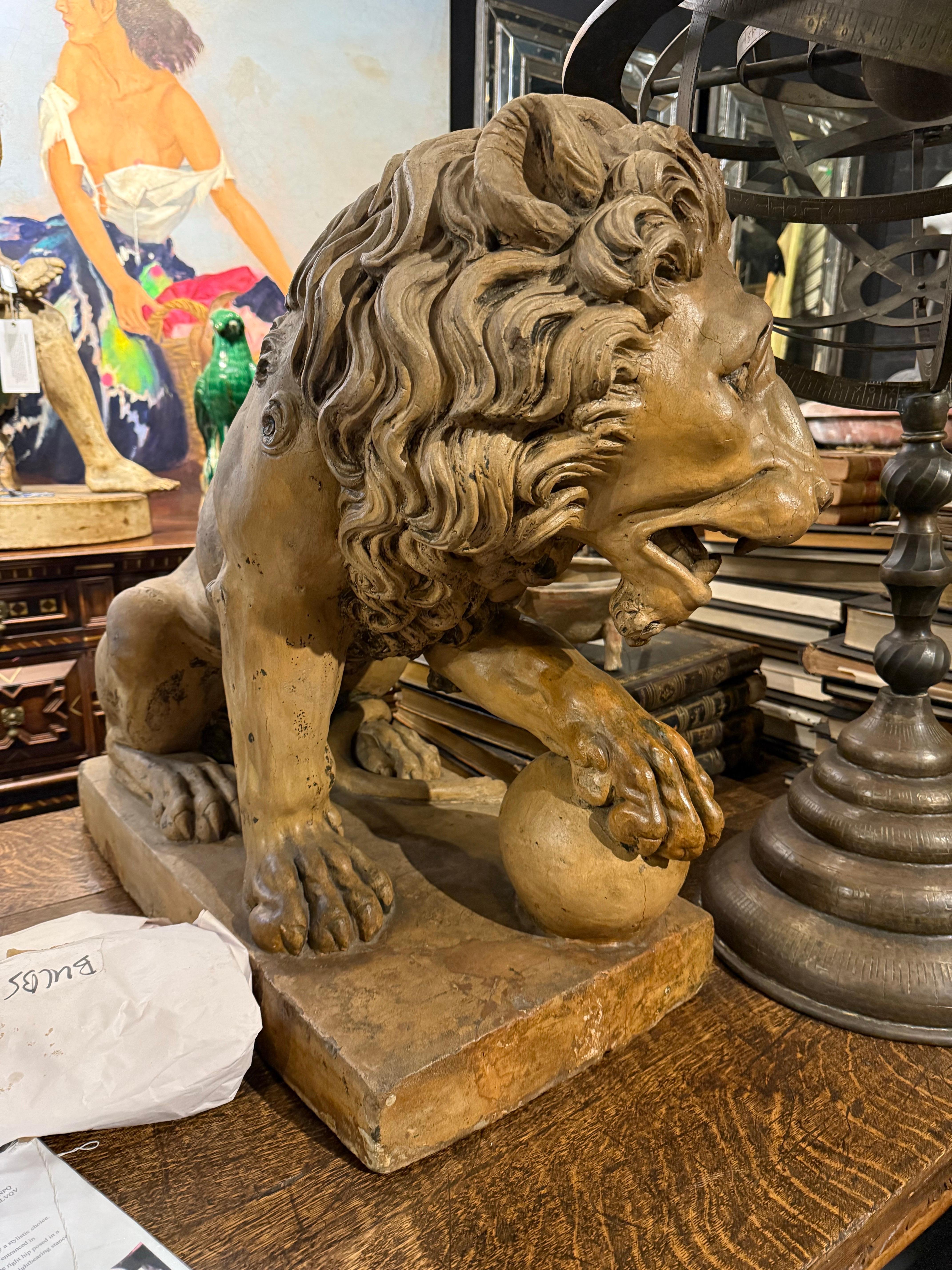 A Superb Terracotta Lion, French 18th century For Sale 4