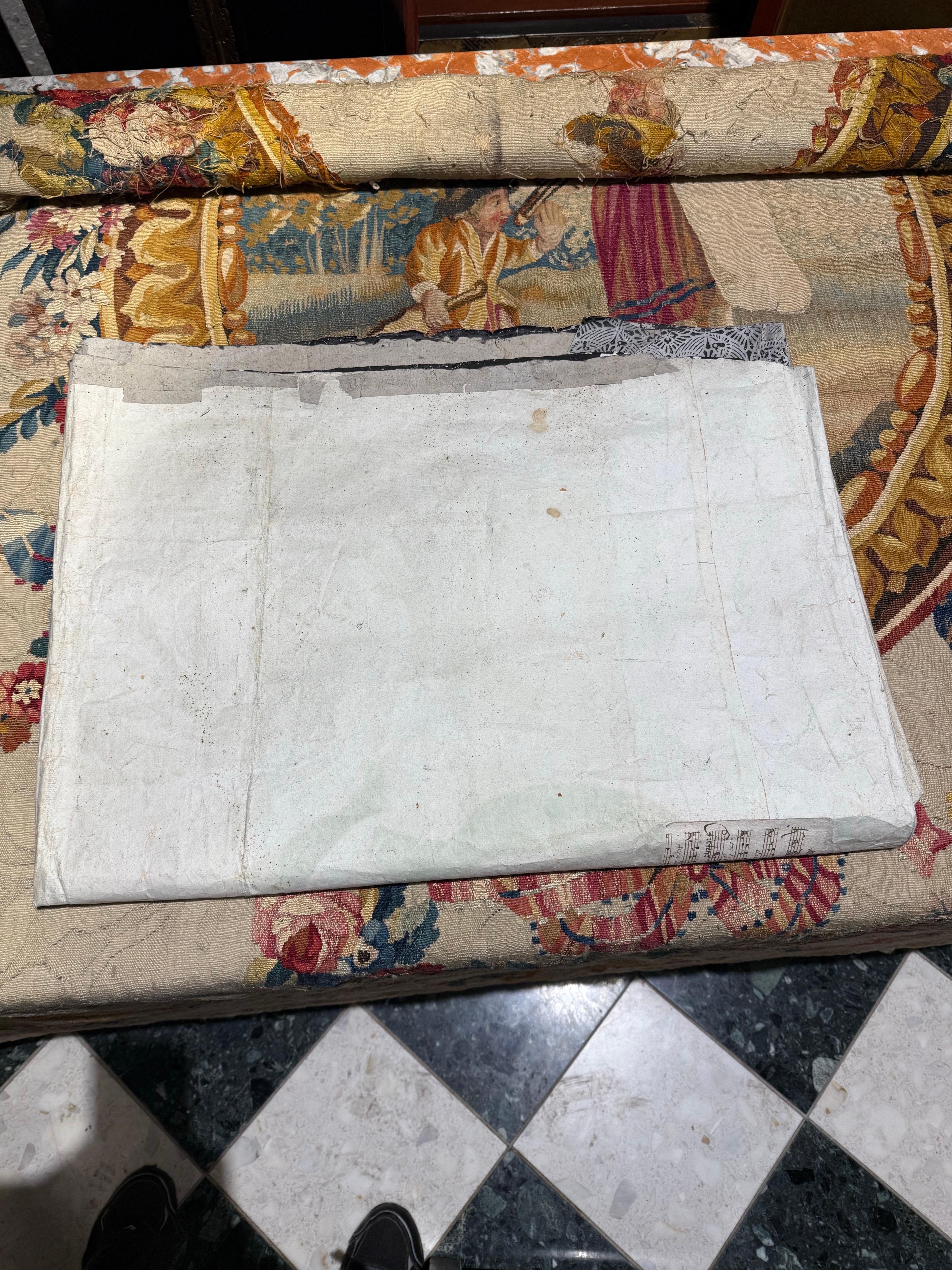 Un impresionante armorial de pergamino pintado del siglo XVIII en venta 3