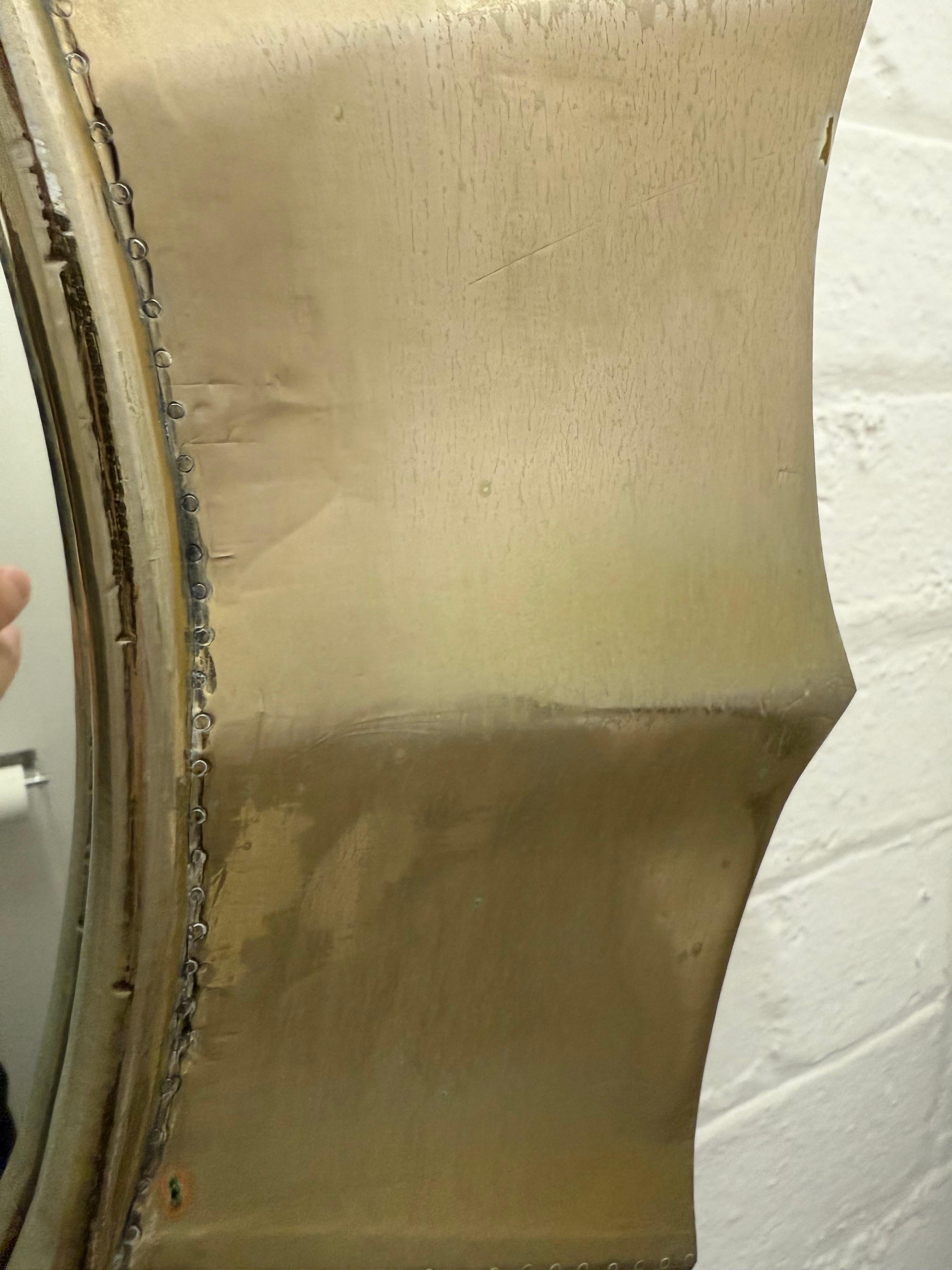 Miroir Sunburst avec superposition de métal pressé en vente 1