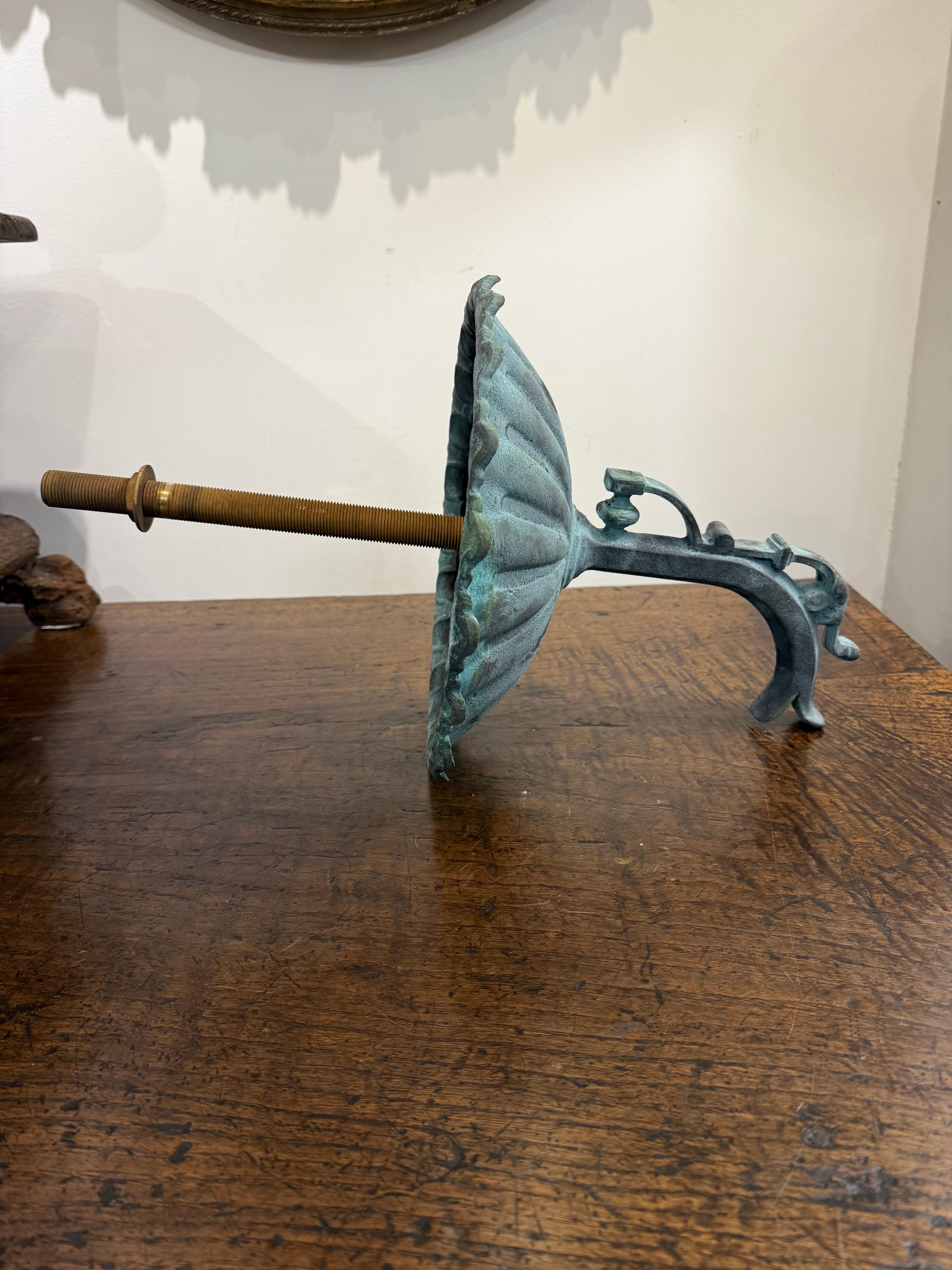 A Large Cast Bronze FW Spout with Large Florette and Scolop Pattern For Sale 1