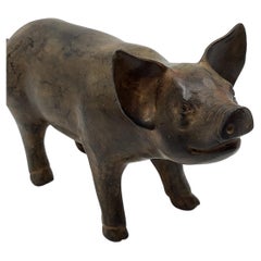 Escultura Cochon en bronce de Pierre Chenet Francia Circa 2000