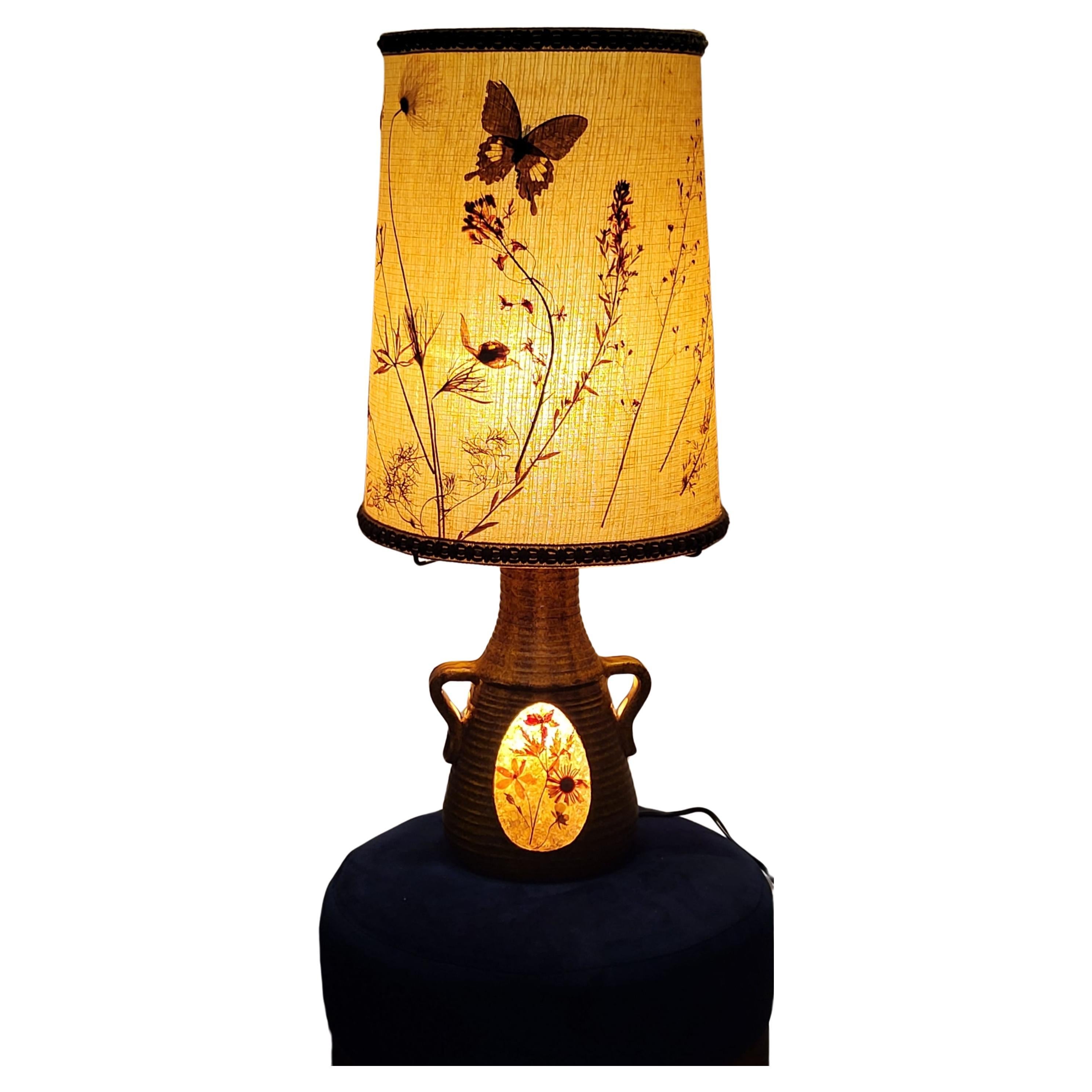 Lampe Accolay en céramique marron française  abat jour résine 1970 Vintage For Sale