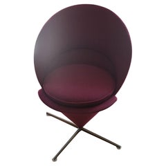Silla Cone Verner Panton par Vitra en tissus rose fuchsia  Diseño 1960