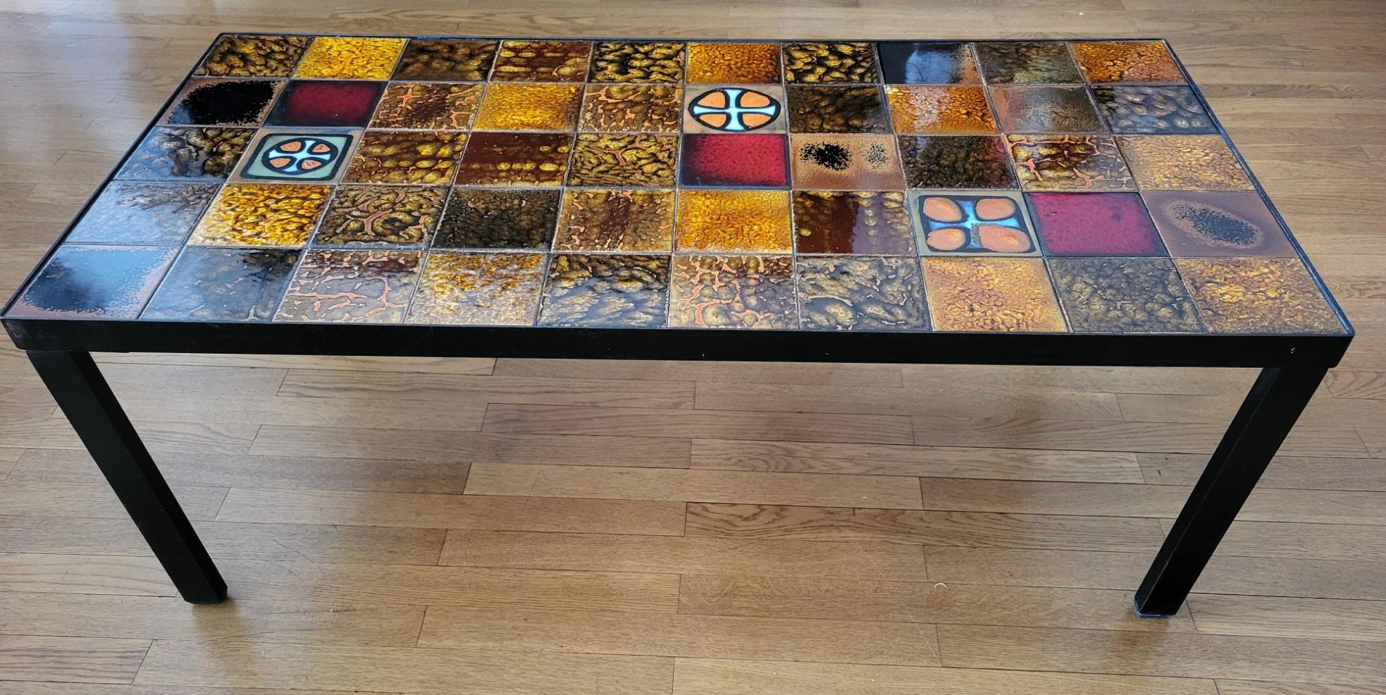 Mid-Century Modern Table basse Roche Bobois en céramique Francaise émaillée 1970 Vintage en vente