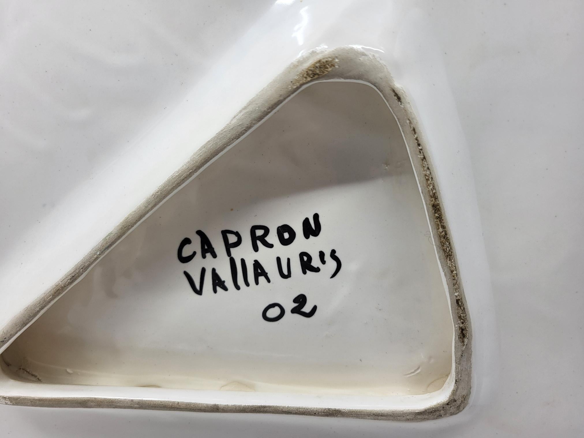 Coupe colossale Roger Capron en céramique Francaise Vallauris Côte-d'Azur 1950 (Moderne der Mitte des Jahrhunderts) im Angebot