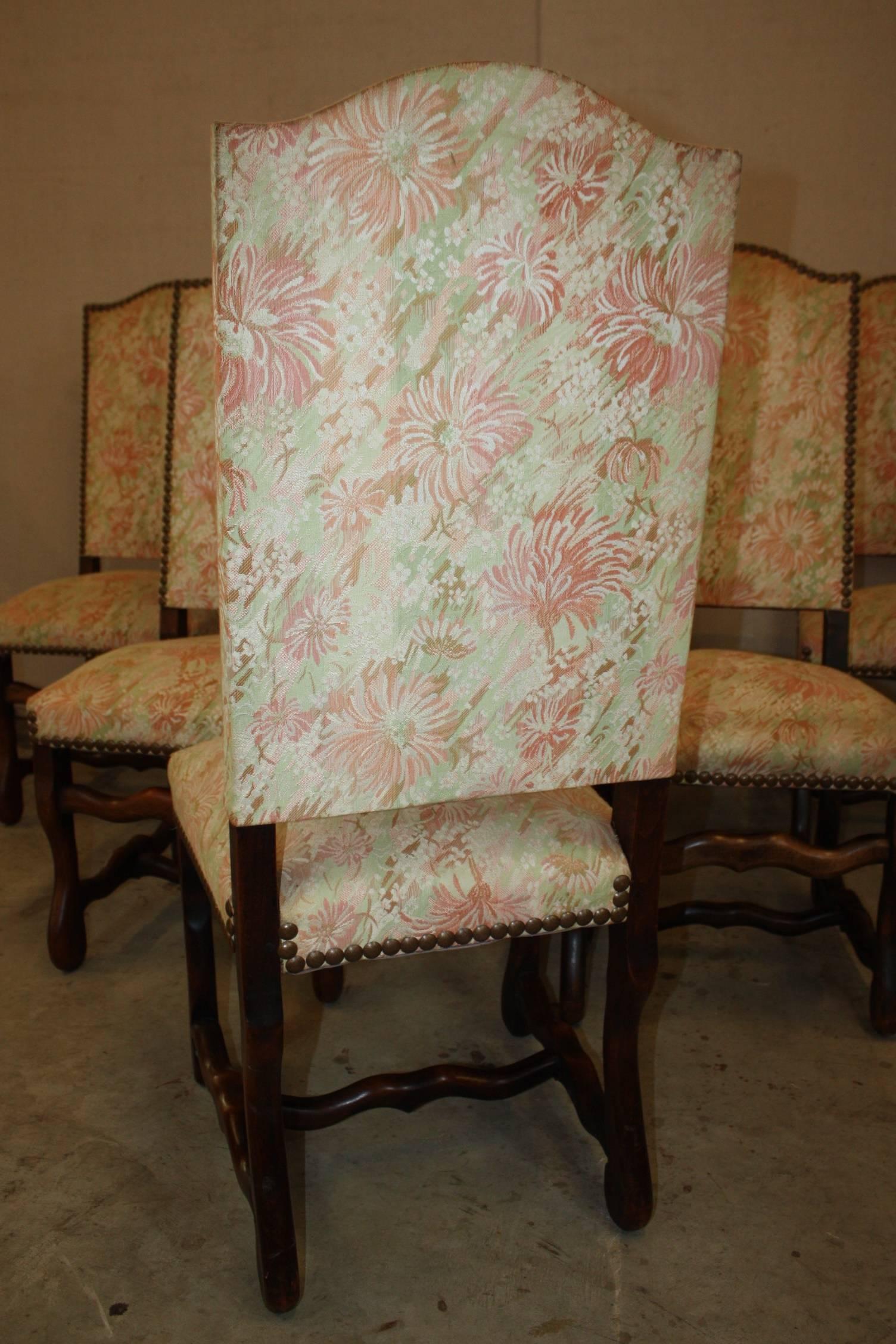 Set of Six 19th Century Walnut Os De Mouton Chairs In Excellent Condition In Fairhope, AL