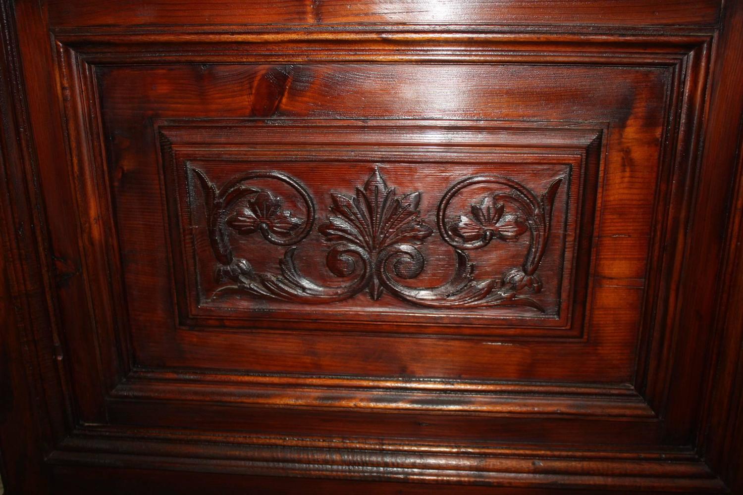 Marble Top L Shaped Corner Bar For Sale at 1stdibs