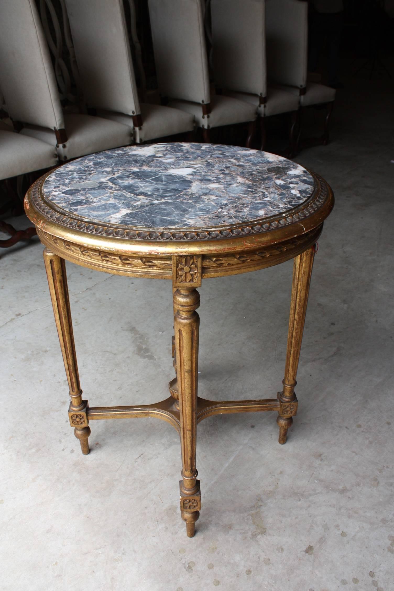 Round Marble-Top Gueridon in Gilded Wood In Good Condition In Fairhope, AL