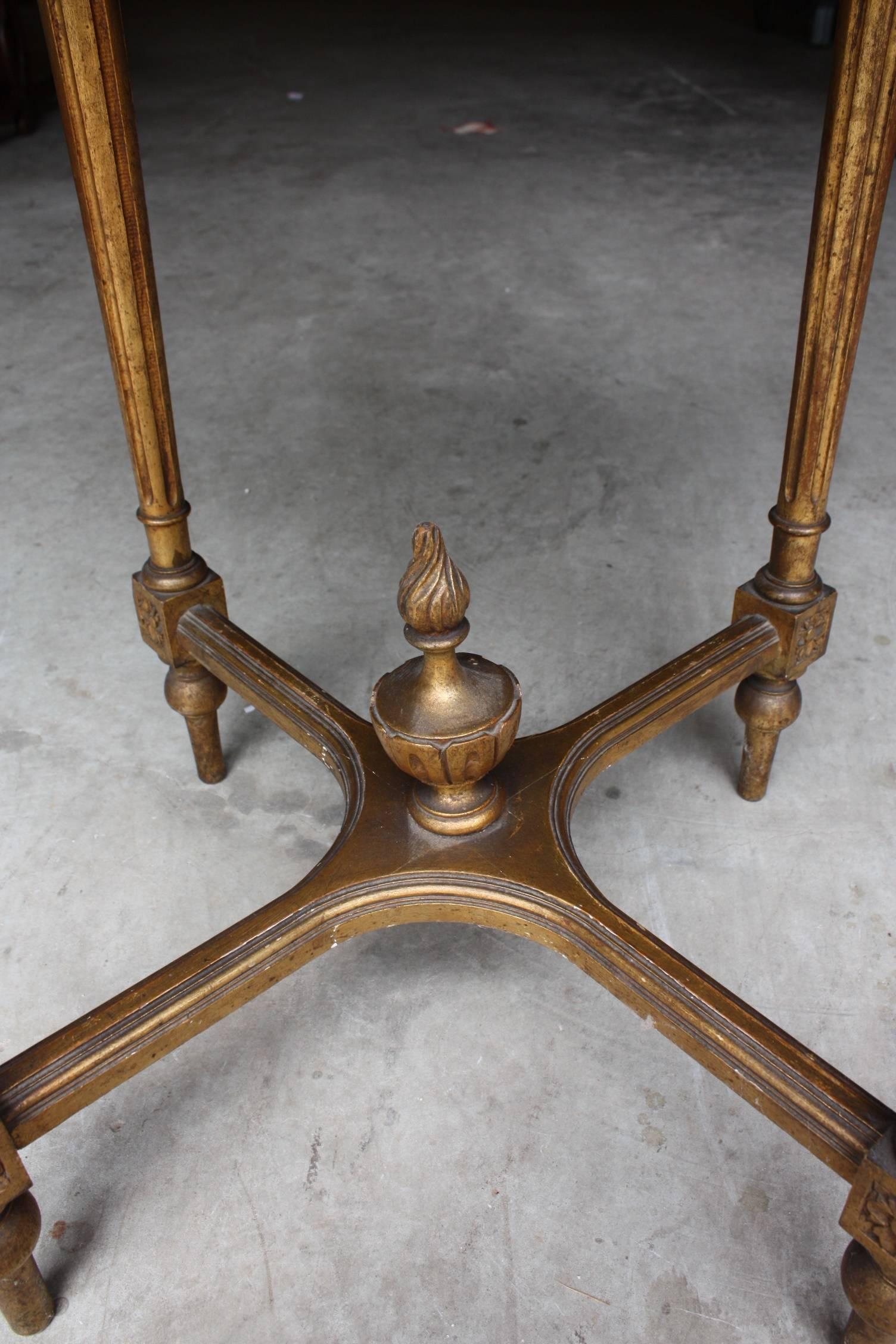 19th Century Round Marble-Top Gueridon in Gilded Wood