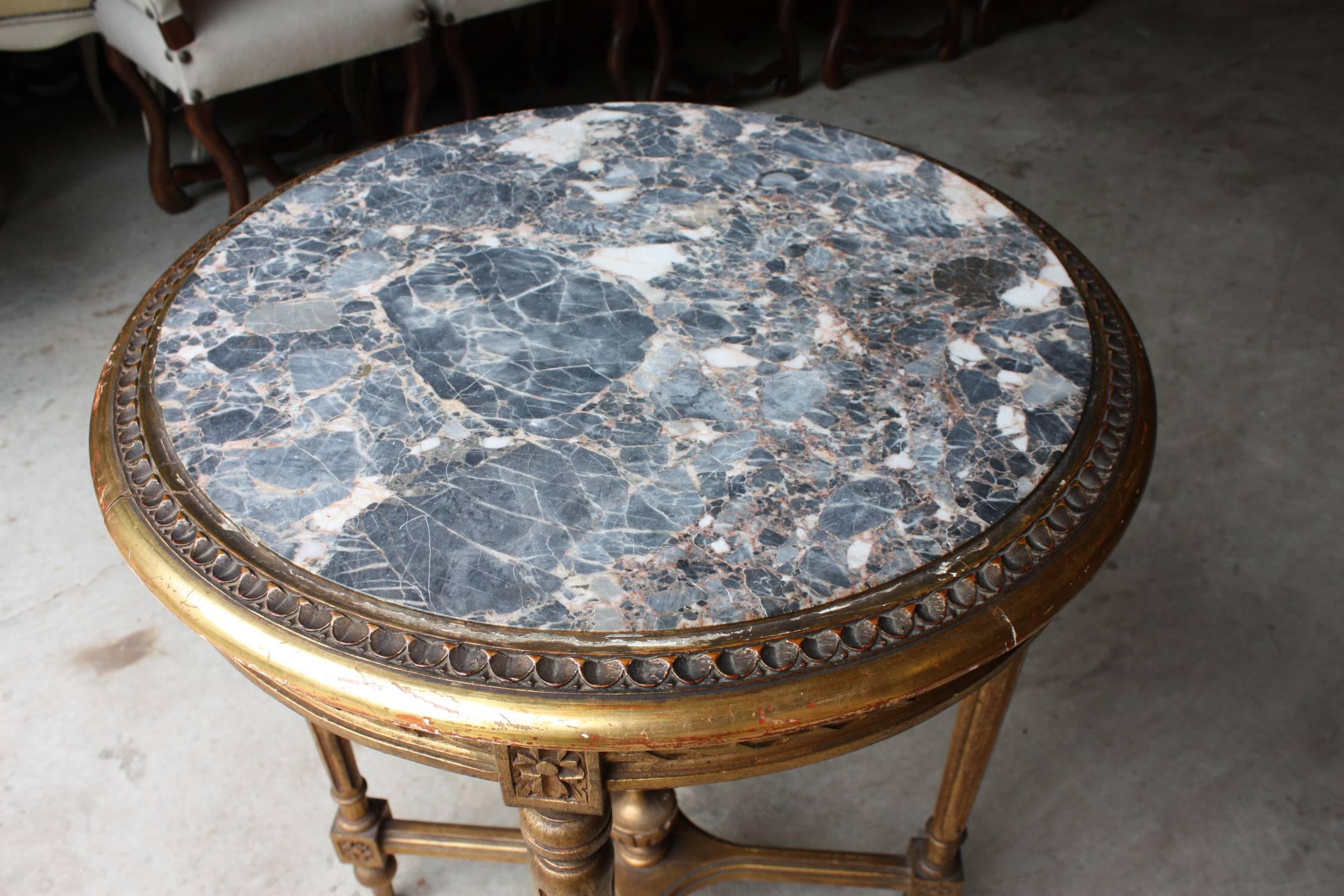 Round Marble-Top Gueridon in Gilded Wood 2