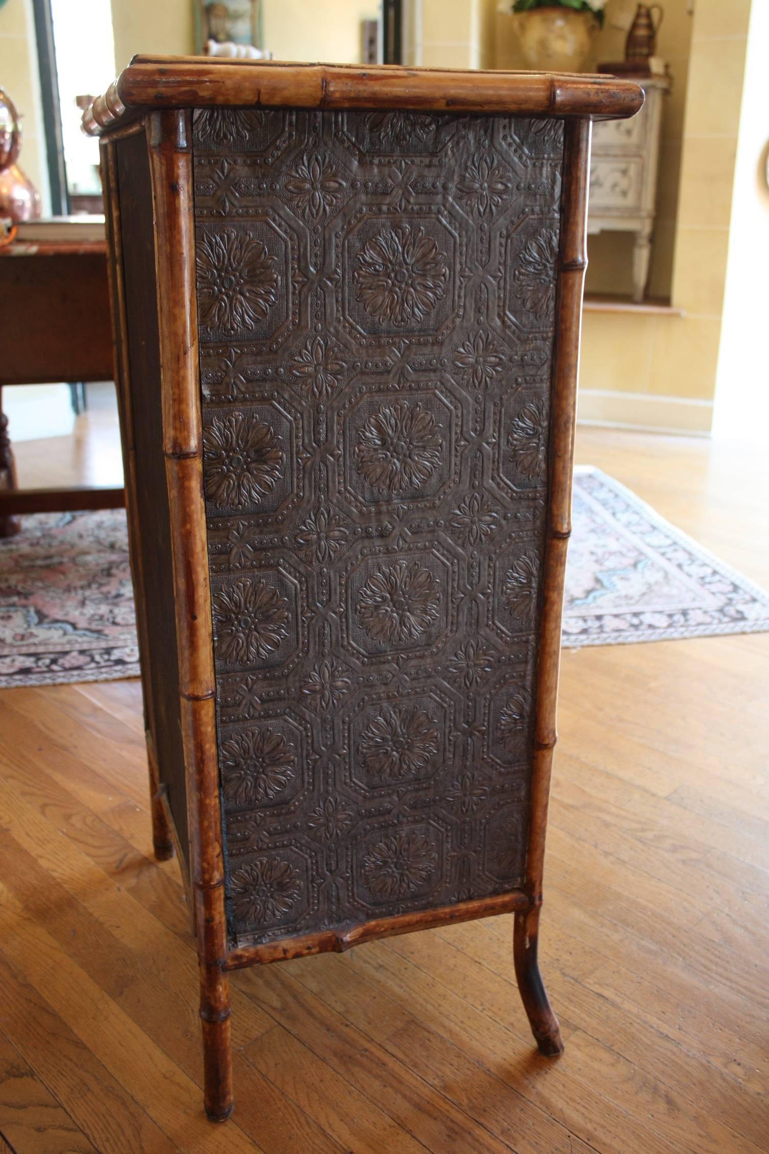 19th Century Victorian Bamboo Bookcase In Good Condition In Fairhope, AL