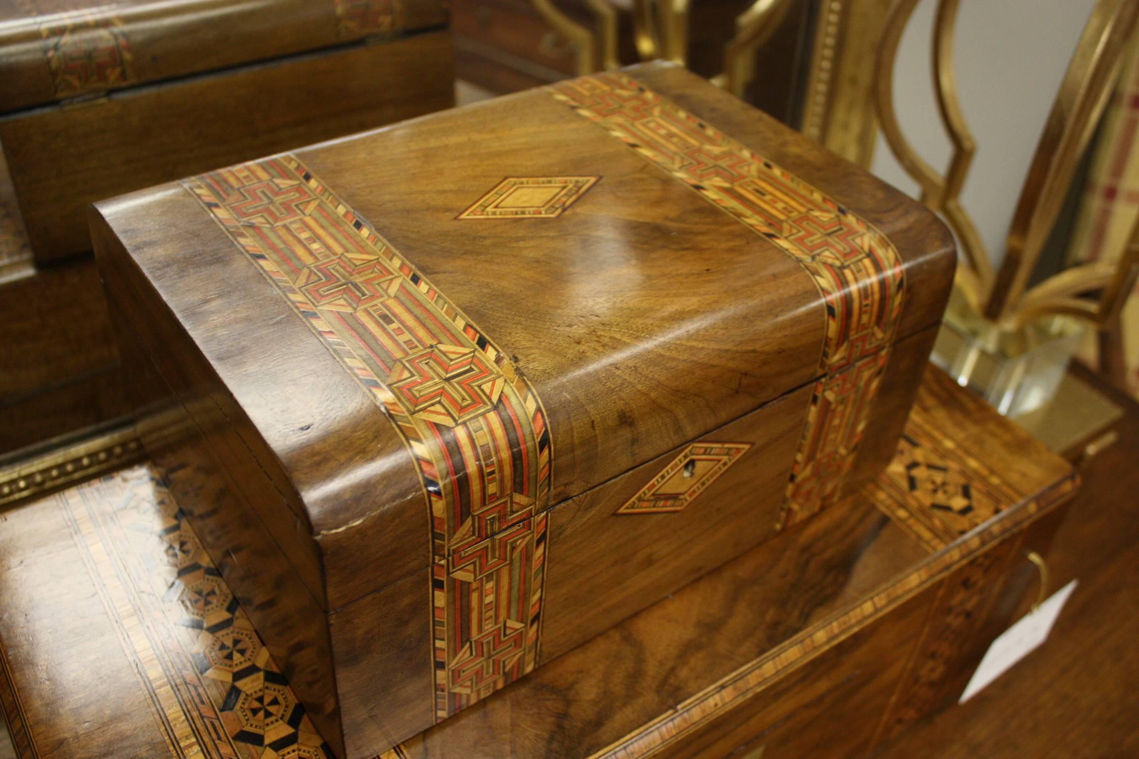 19th Century English Jewelry Box In Good Condition In Fairhope, AL