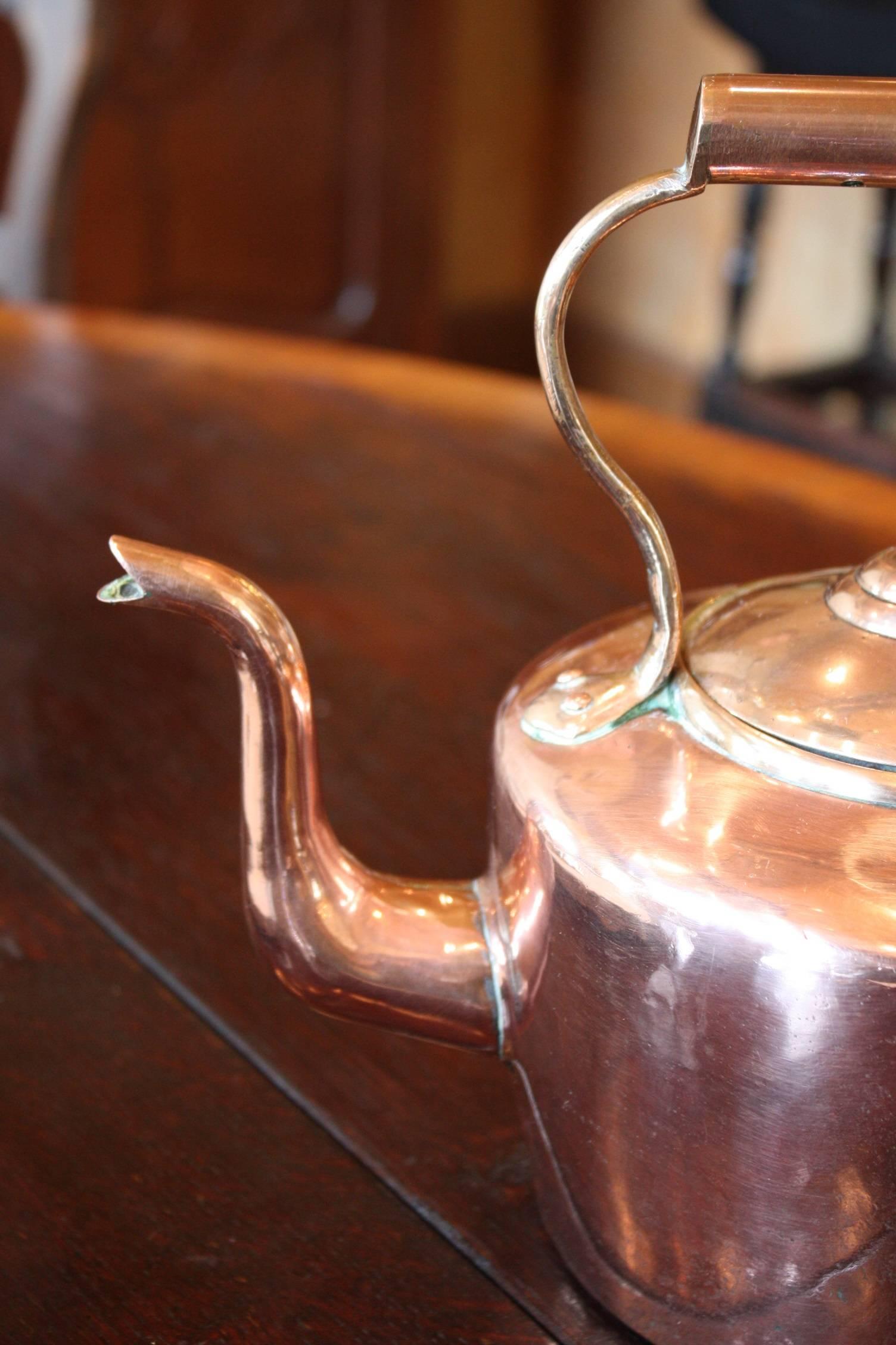 English copper kettle with acorn finial! Measures: Height: 10.