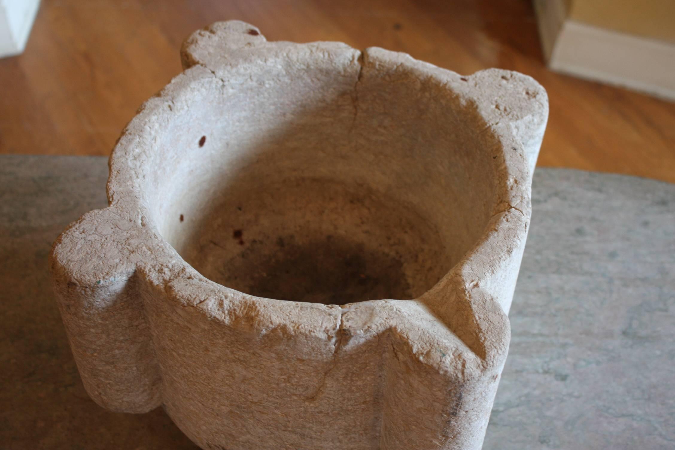 Ancient French Stone Mortar from 18th Century or Earlier In Good Condition In Fairhope, AL