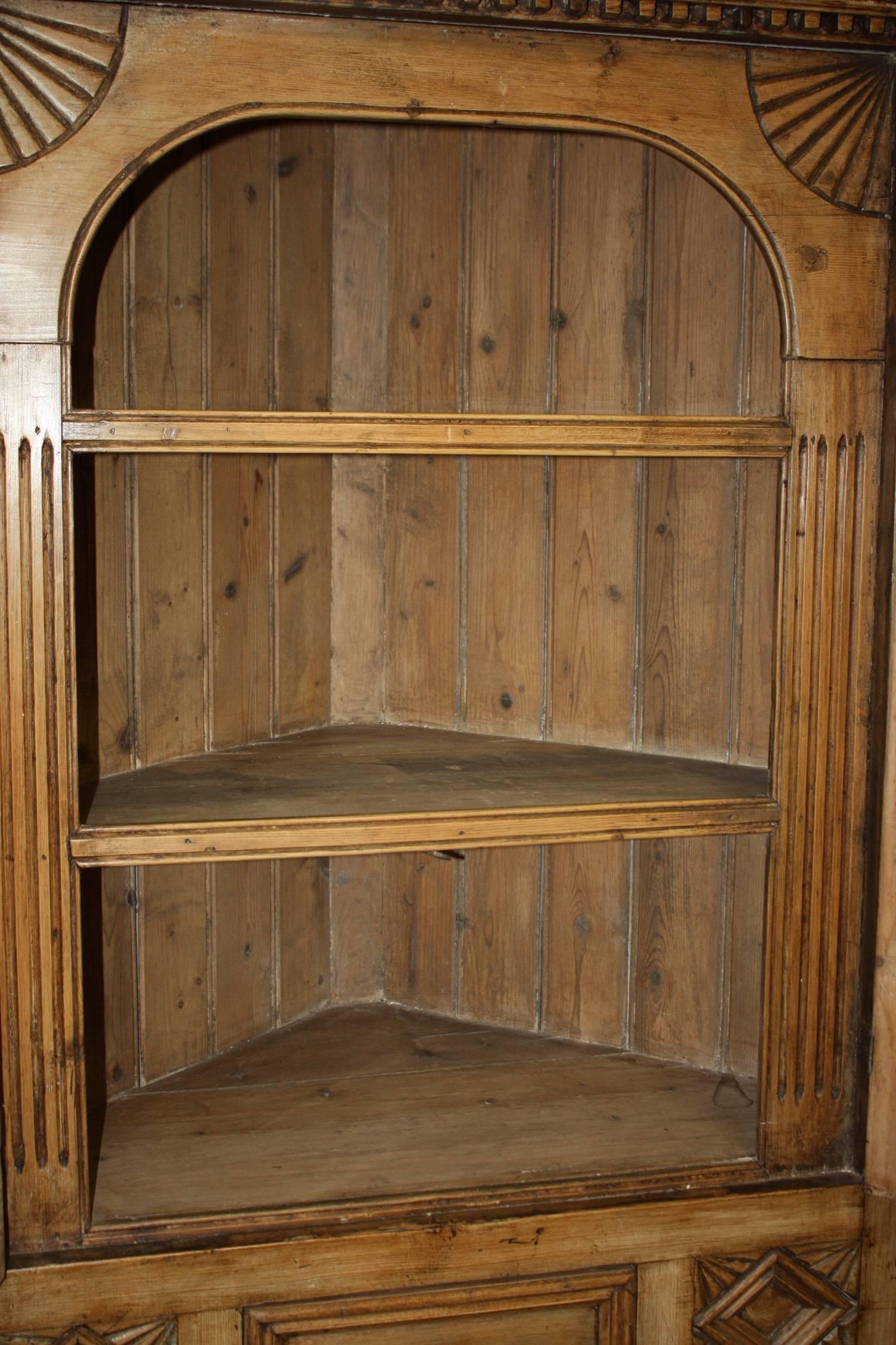 19th Century Pine Corner Cabinet For Sale 1